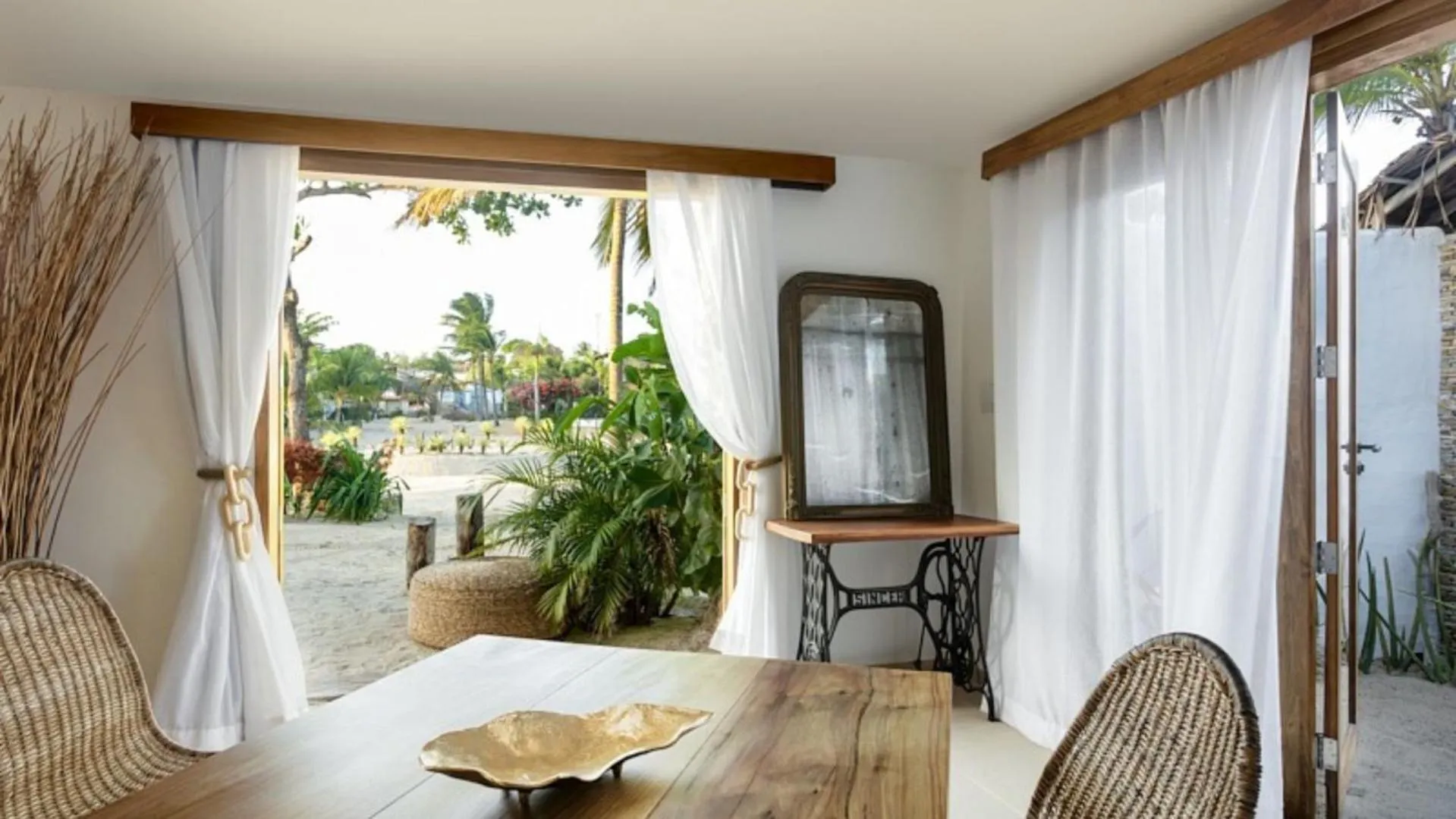 Patio in Villa Praia - La Villa Group