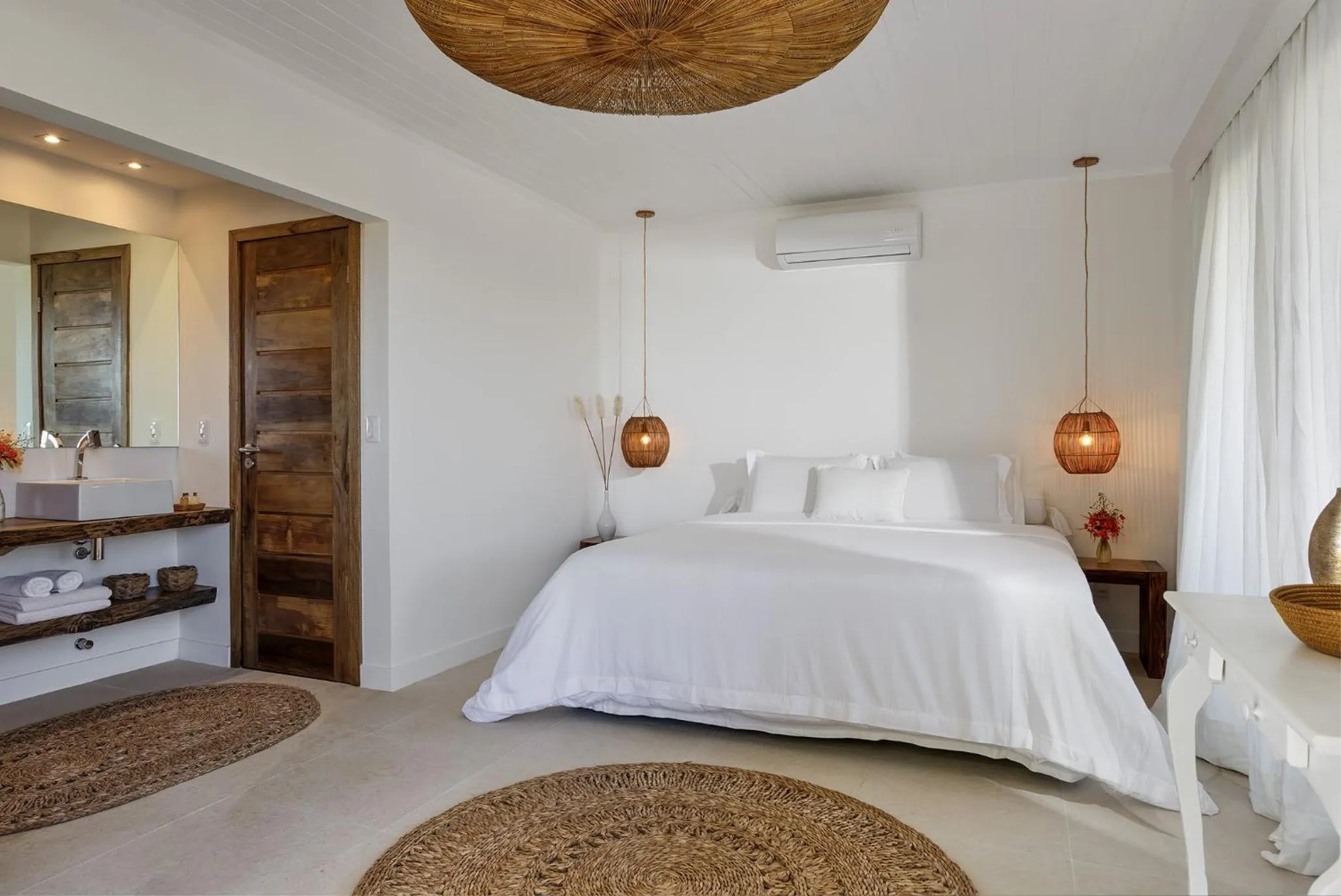 Bed in Villa Praia - La Villa Group