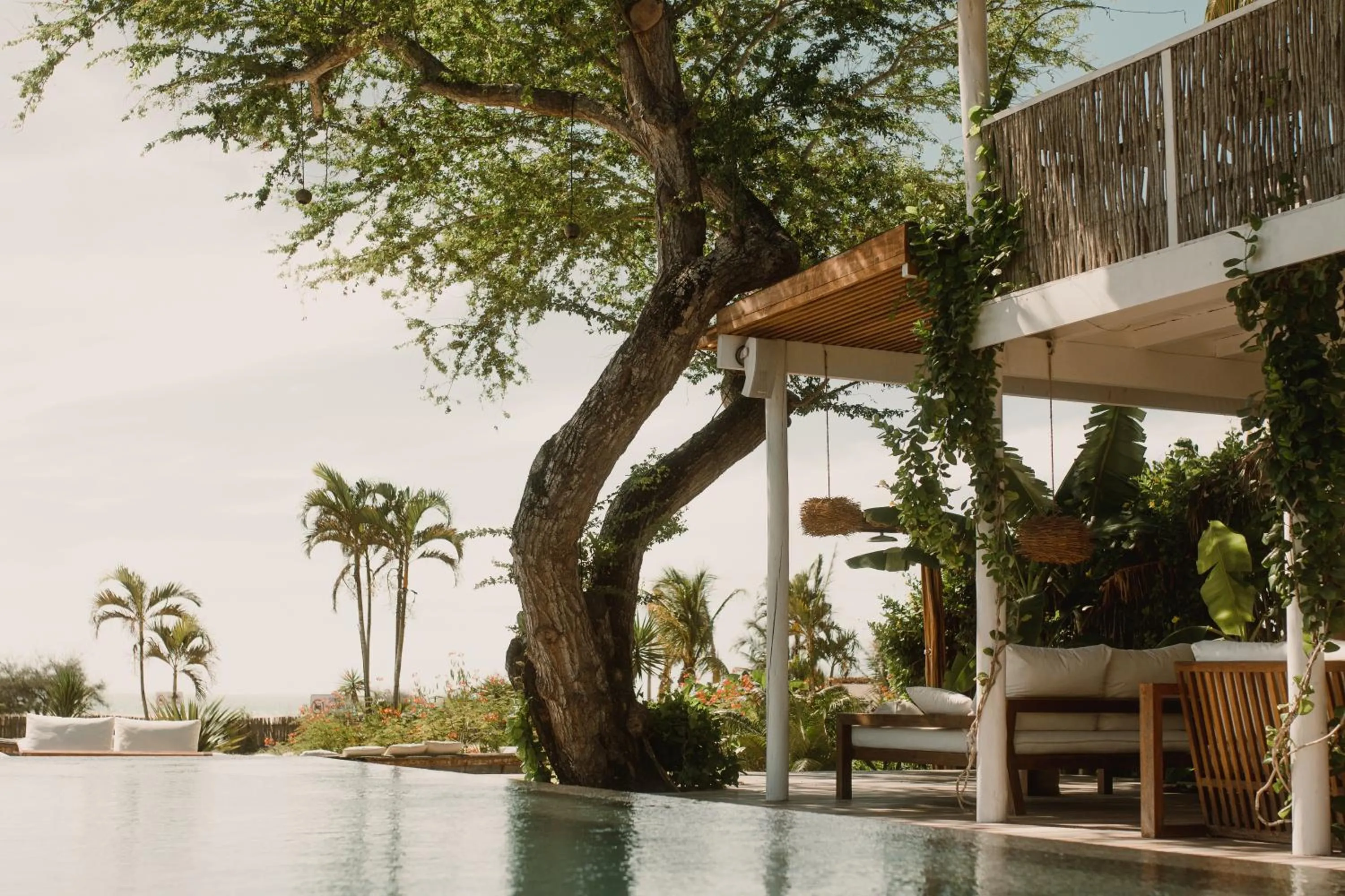 Day in Villa Praia - La Villa Group