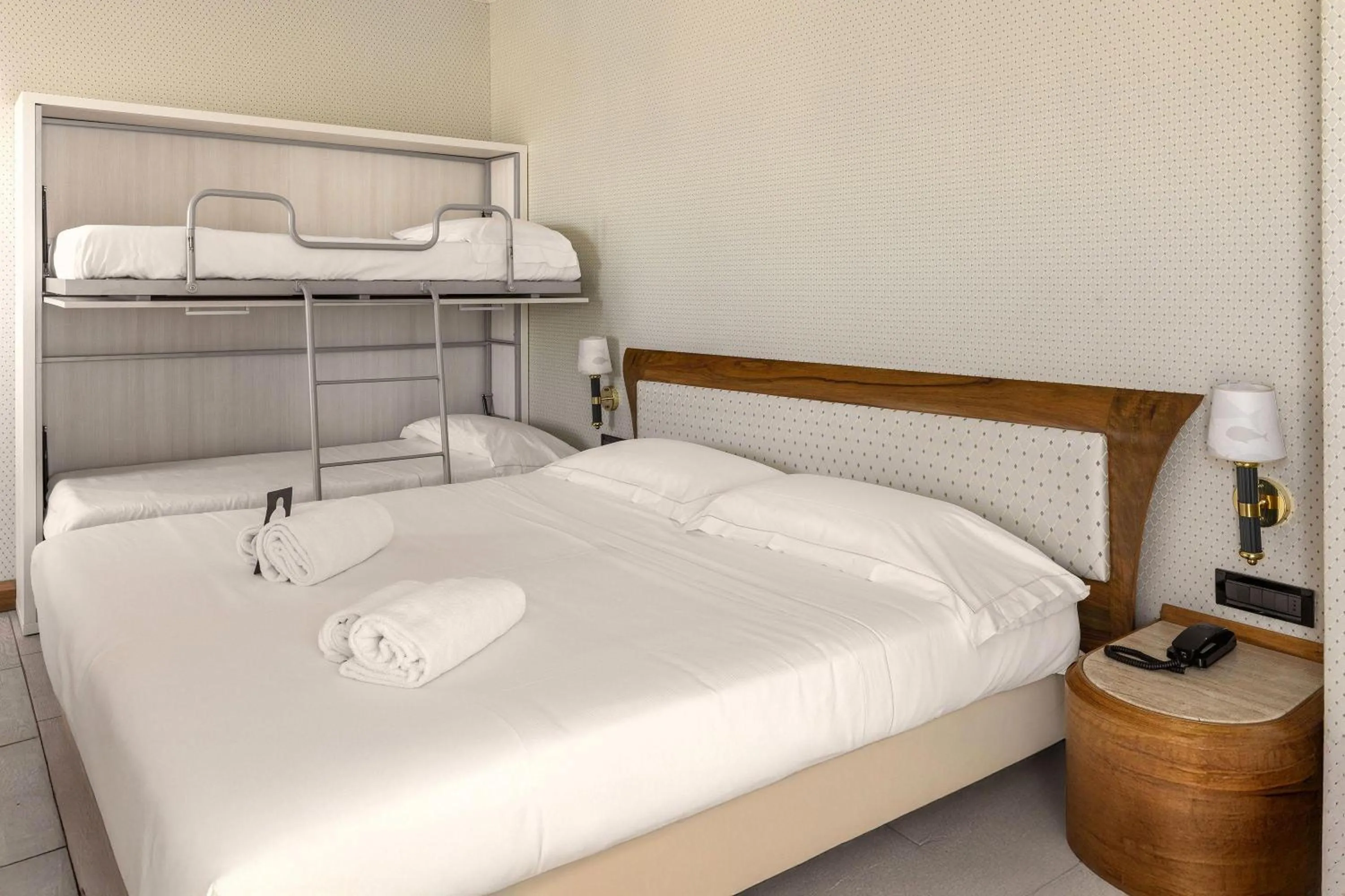 Photo of the whole room, Bed in B&B Hotel Chioggia Airone