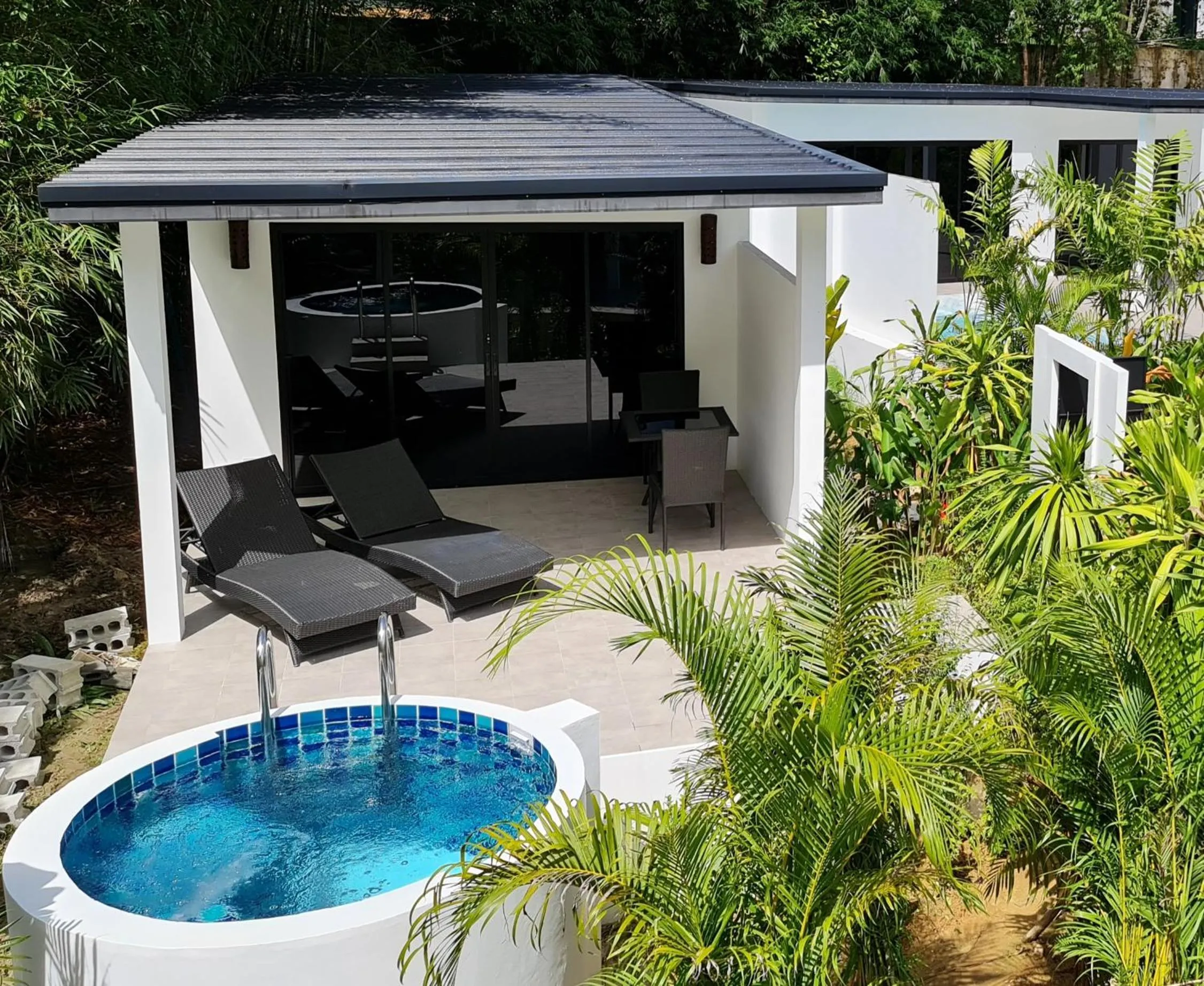 Exotic Boutique Hotel