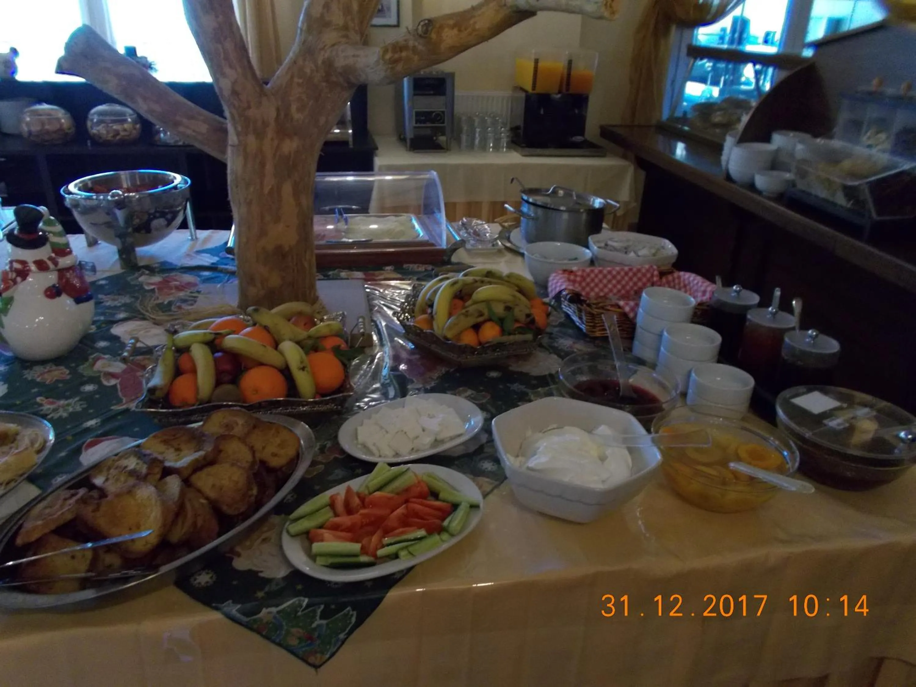 Buffet breakfast in Mythos