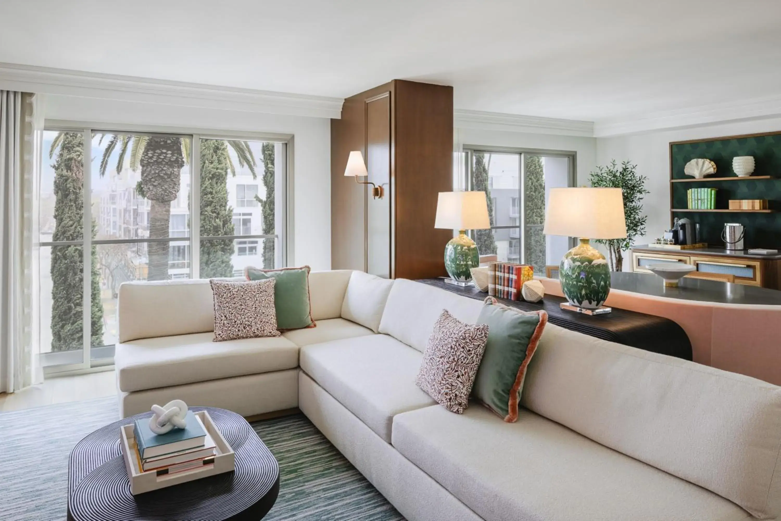 One-Bedroom King Suite with City View in Regent Santa Monica Beach One-Bedroom King Suite with City View in Regent Santa Monica Beach