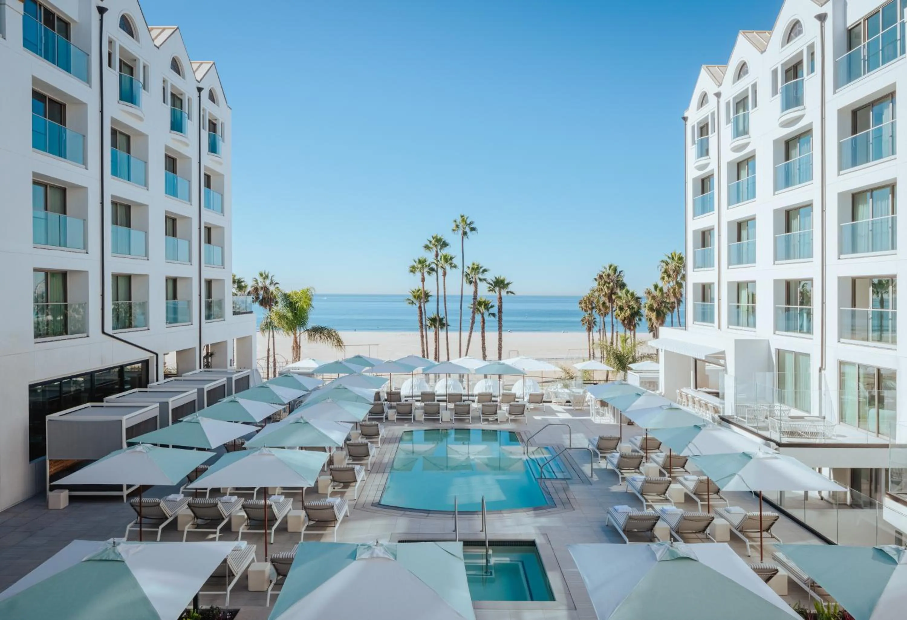 Pool view in Regent Santa Monica Beach