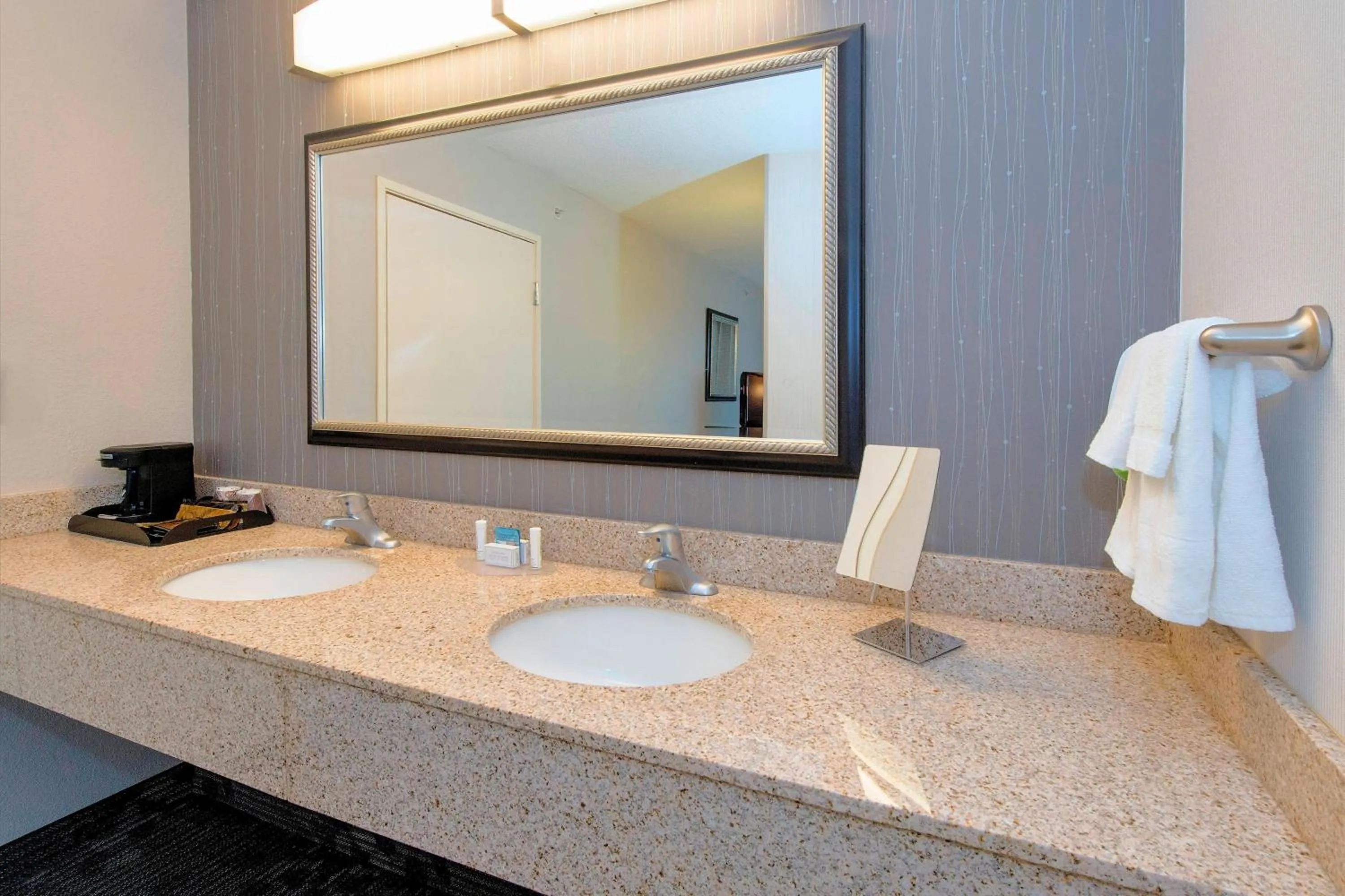 Bathroom in Courtyard by Marriott Montgomery Prattville
