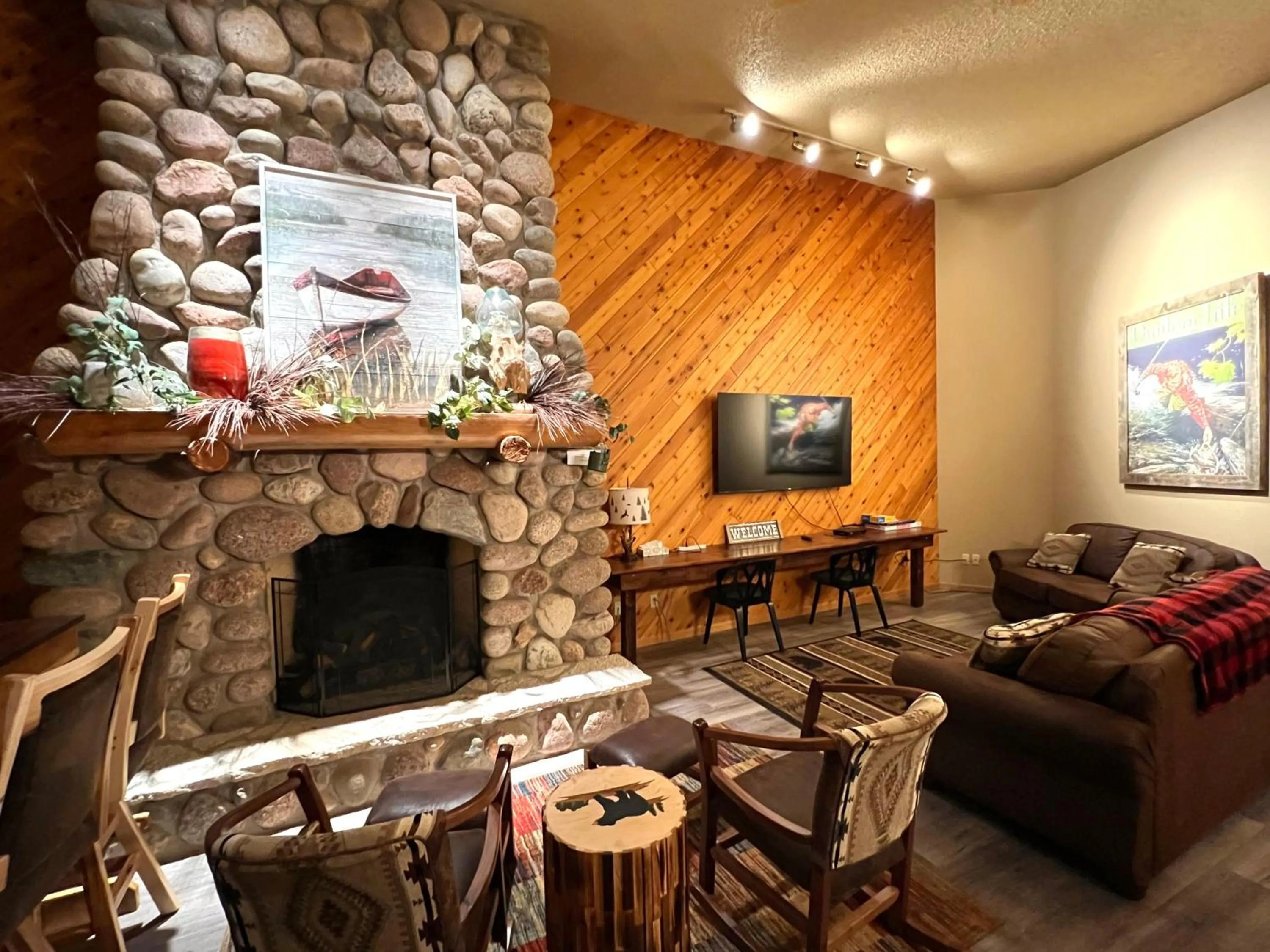 Living room in Whitetail Lodge