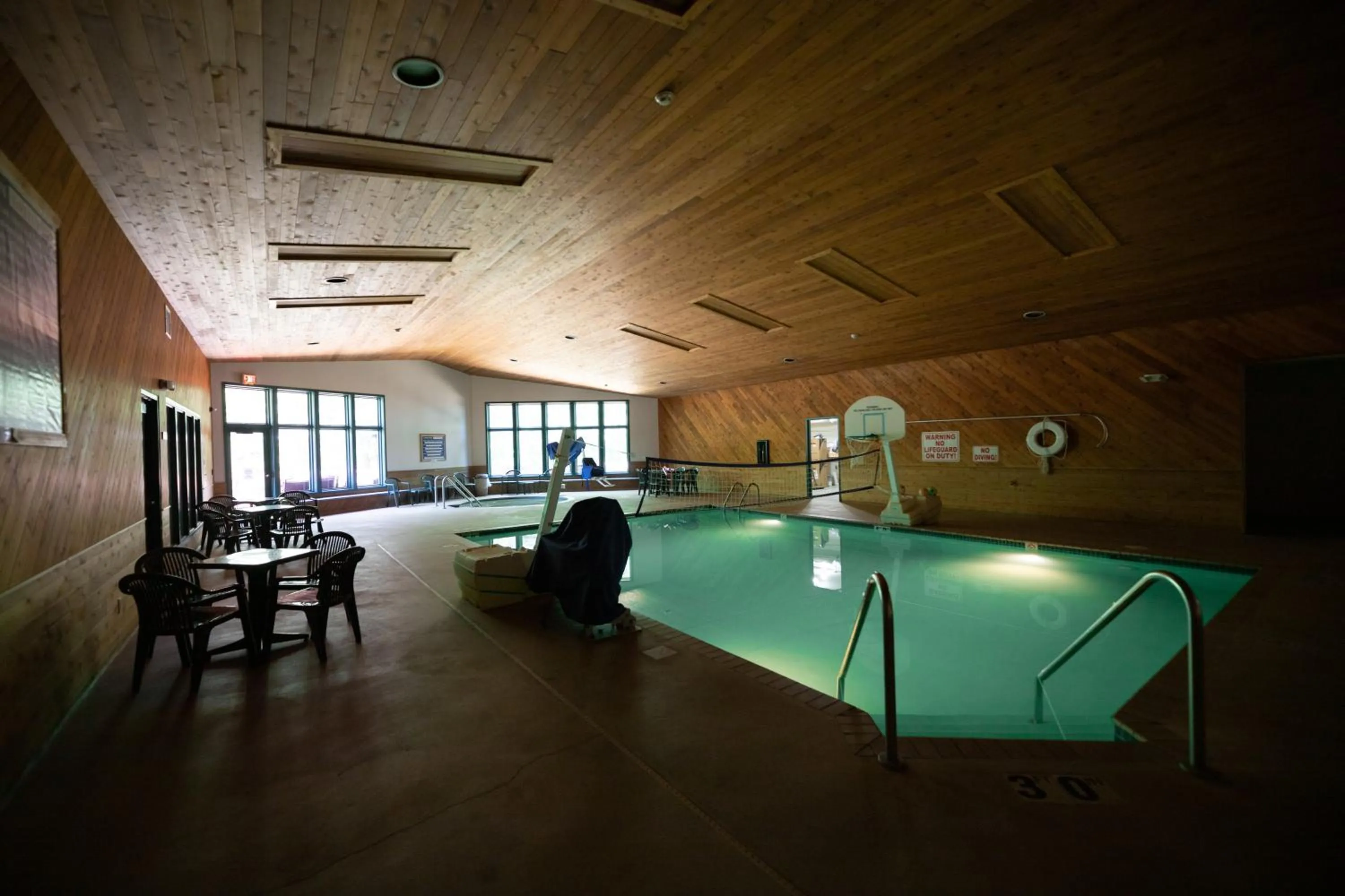 Swimming pool in Whitetail Lodge