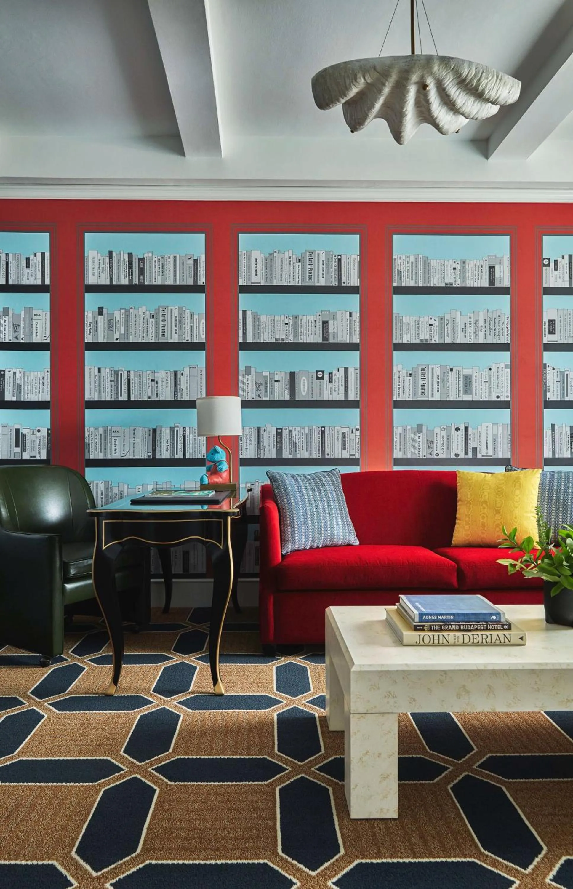 Living room in Graduate by Hilton Providence