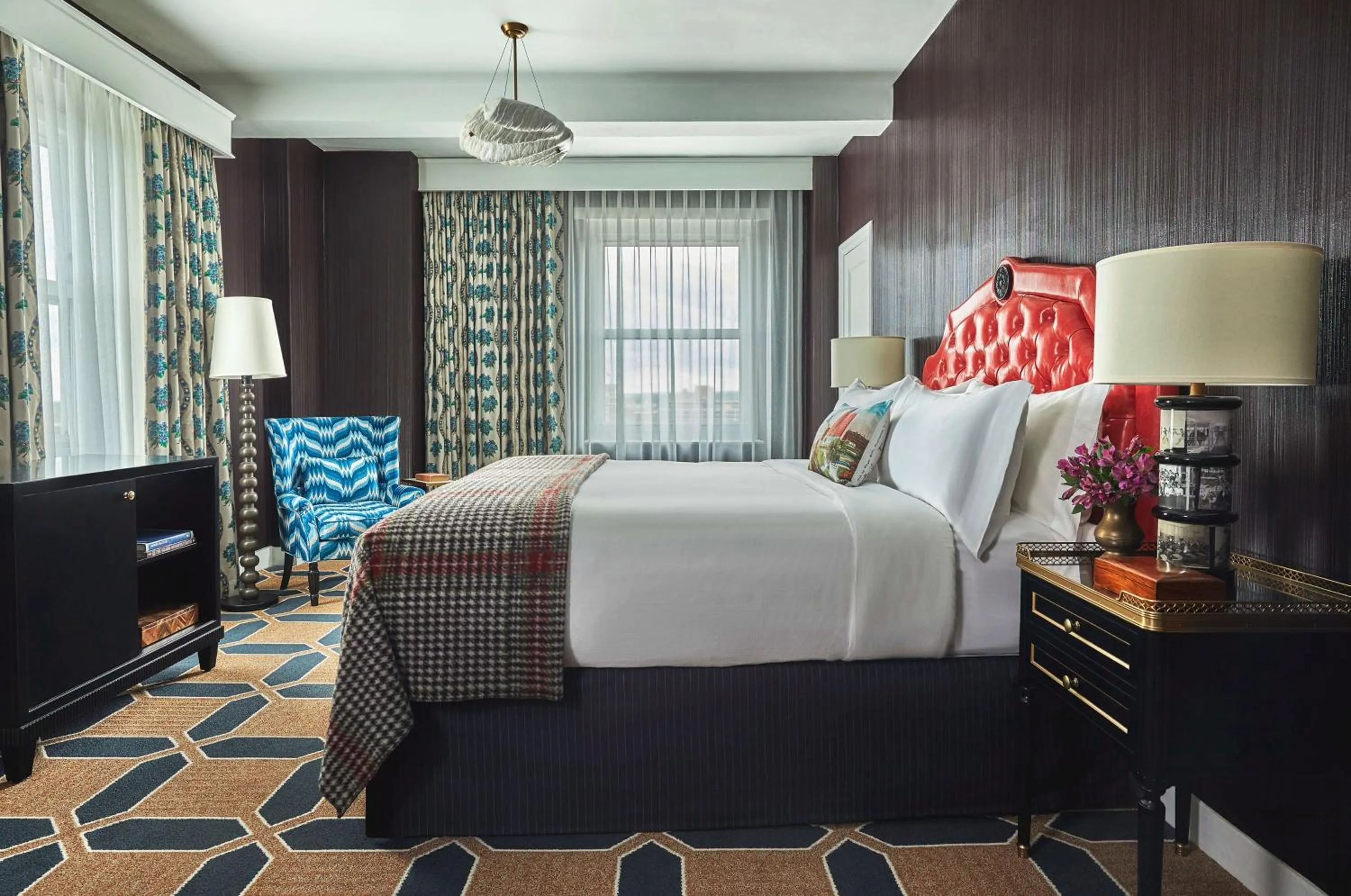 Bed in Graduate by Hilton Providence