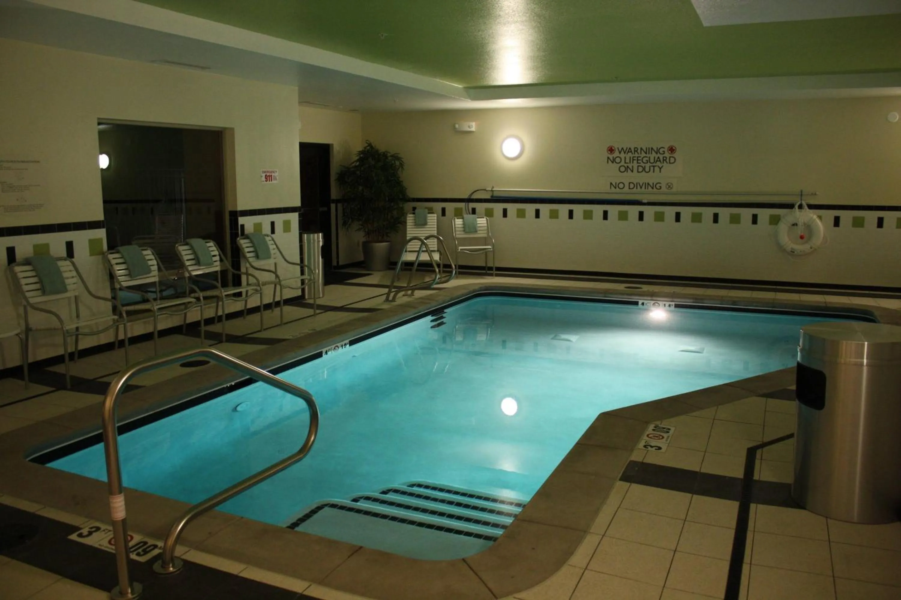 Swimming pool in Fairfield Inn by Marriott Morgantown