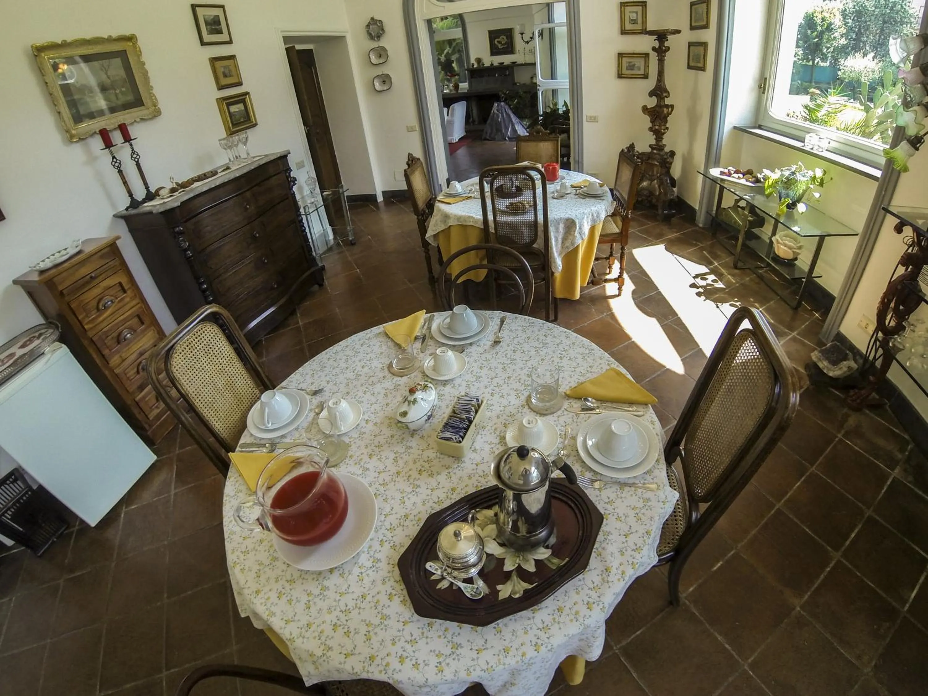 Restaurant/places to eat in B&B Villa Ocsia