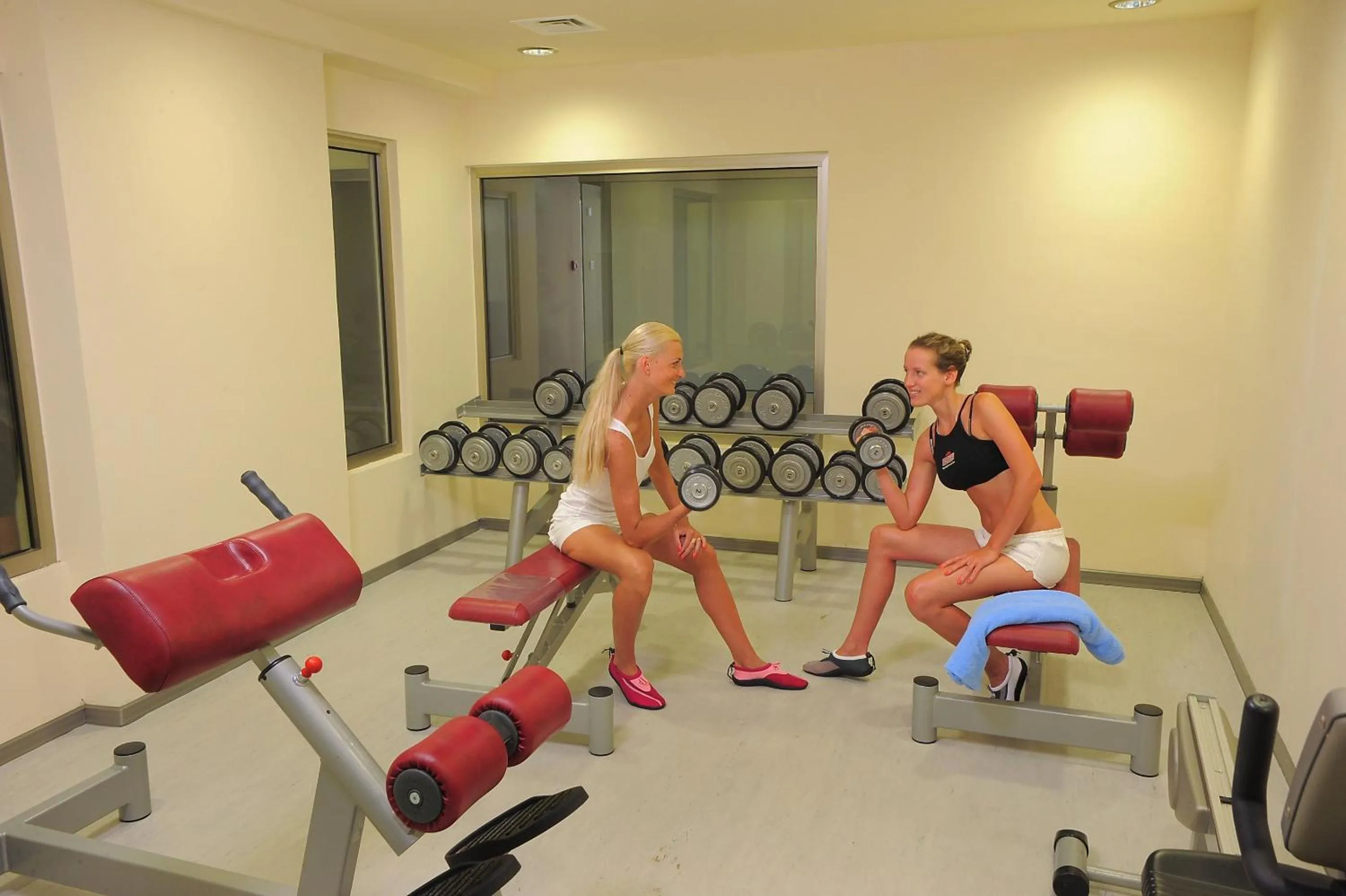 Fitness centre/facilities in Euronapa Hotel Apartments