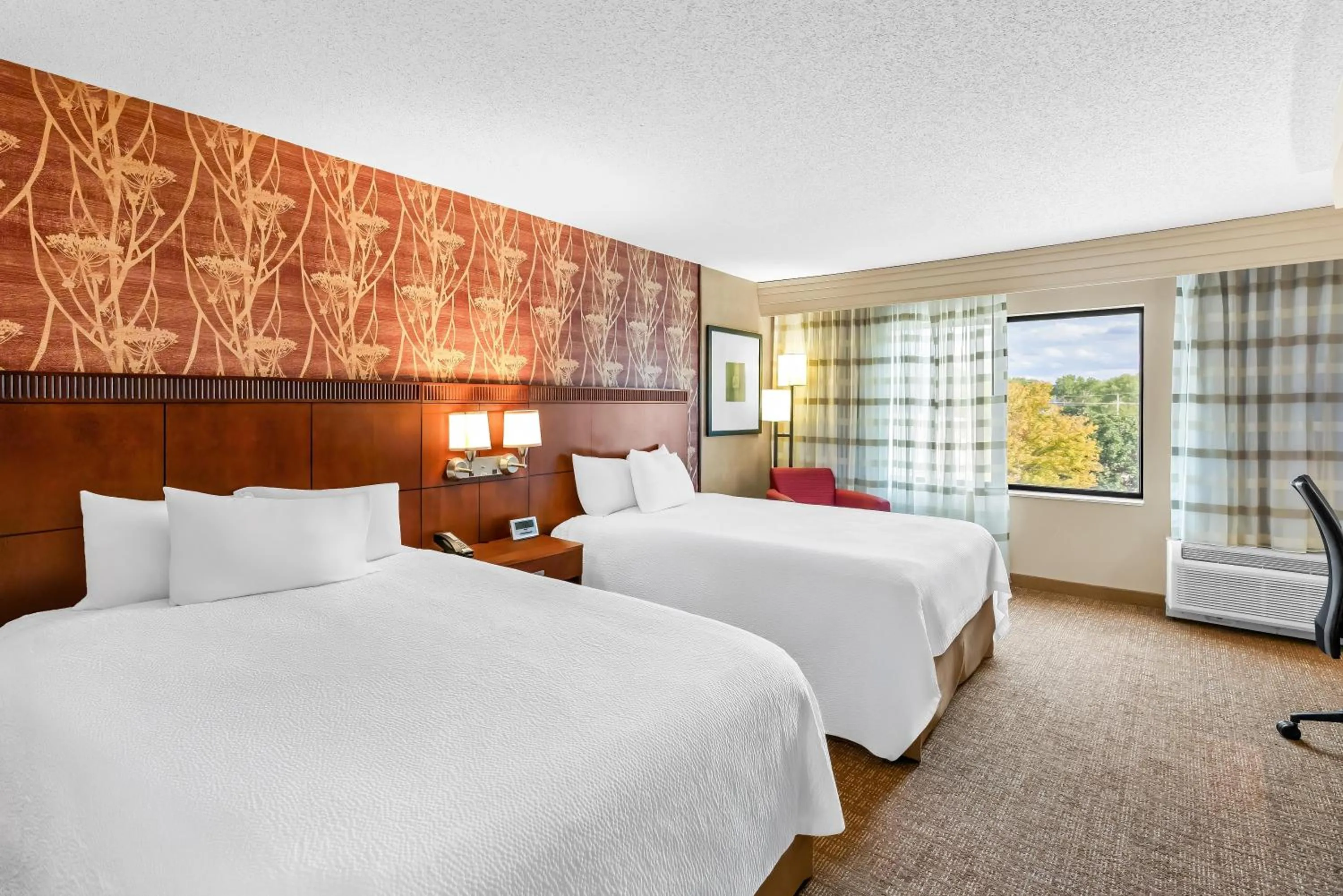 Bedroom, Bed in Sonesta Essential Junction City