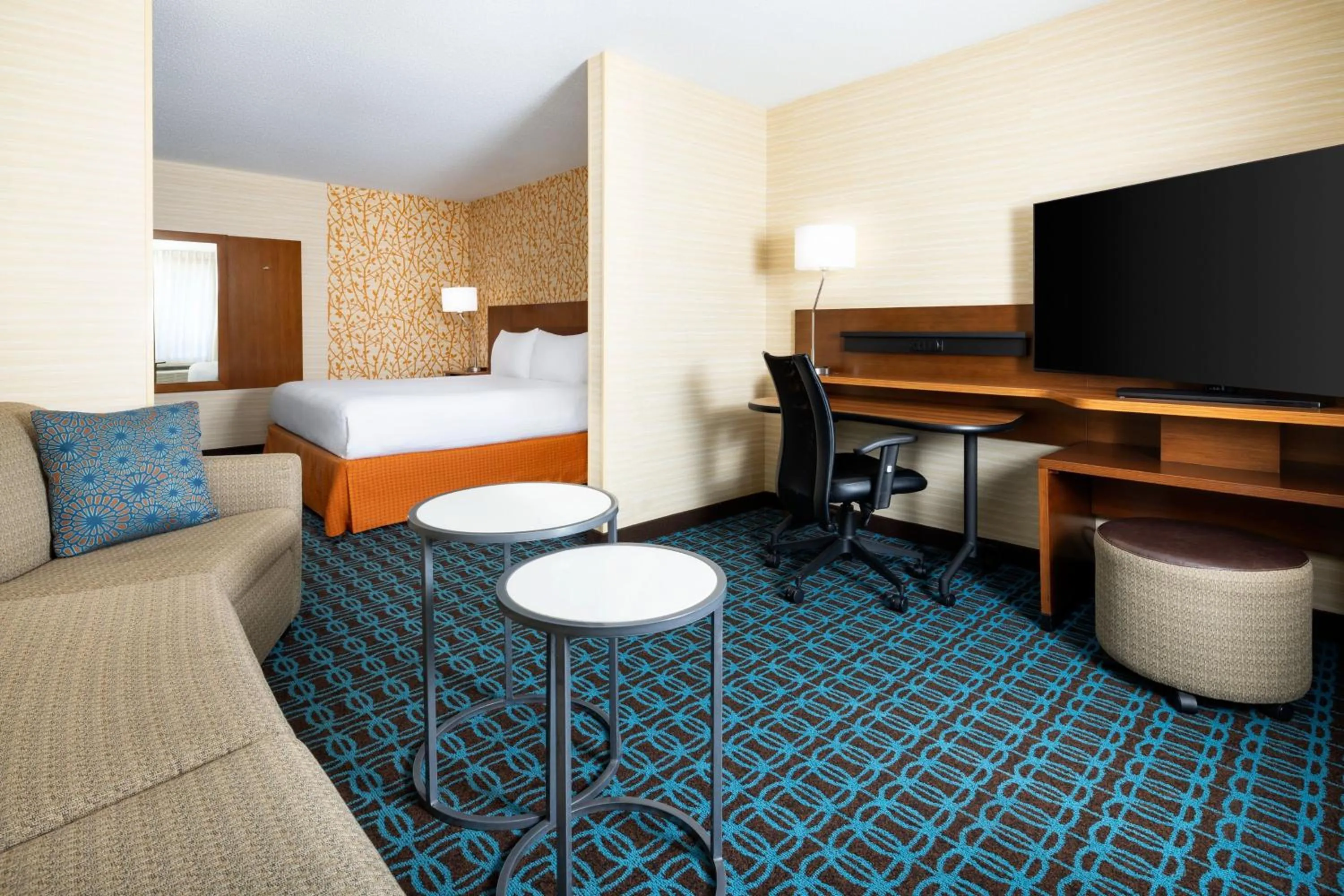 Photo of the whole room, Bed in Fairfield Inn Concord