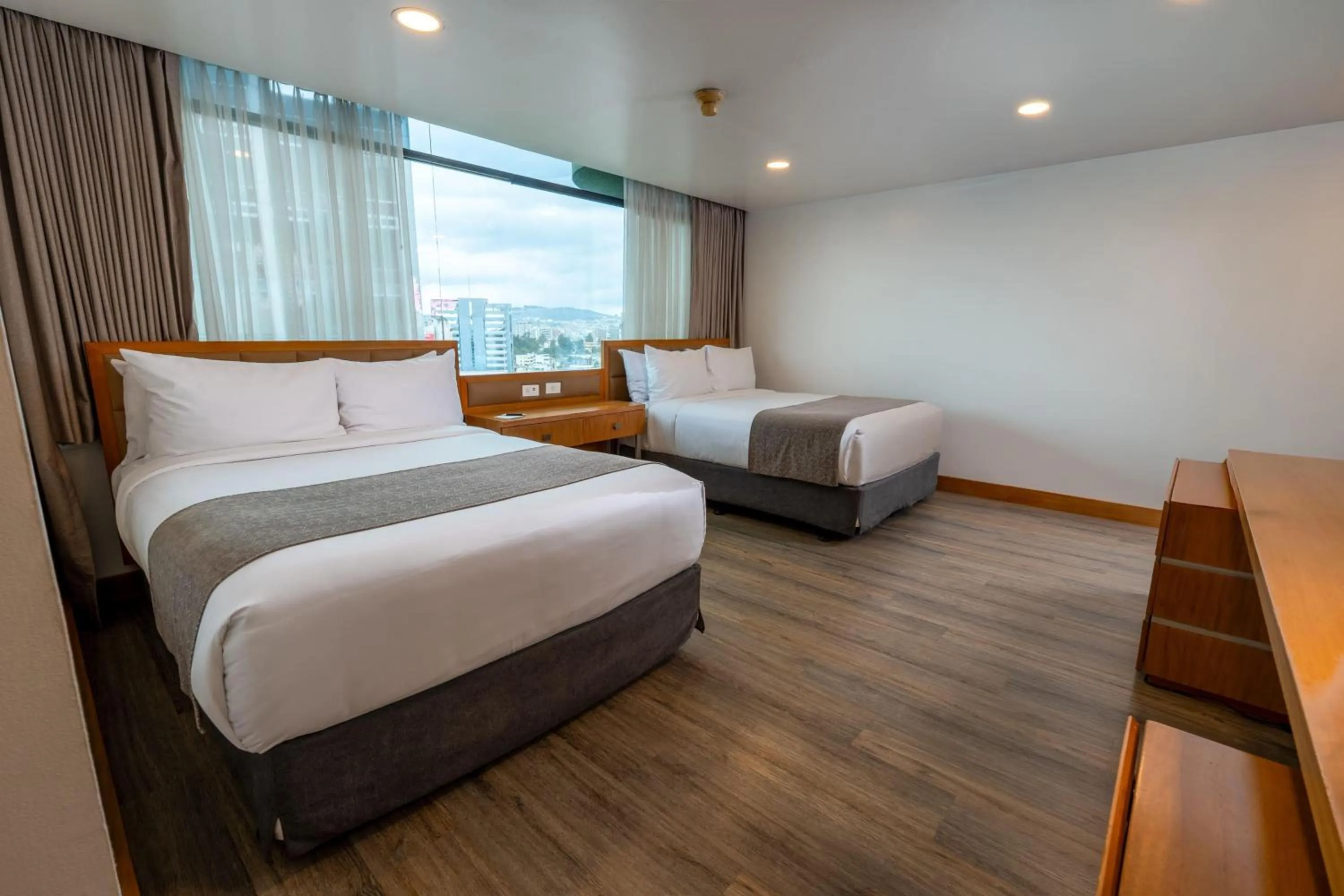 Photo of the whole room, Bed in Wyndham Garden Quito