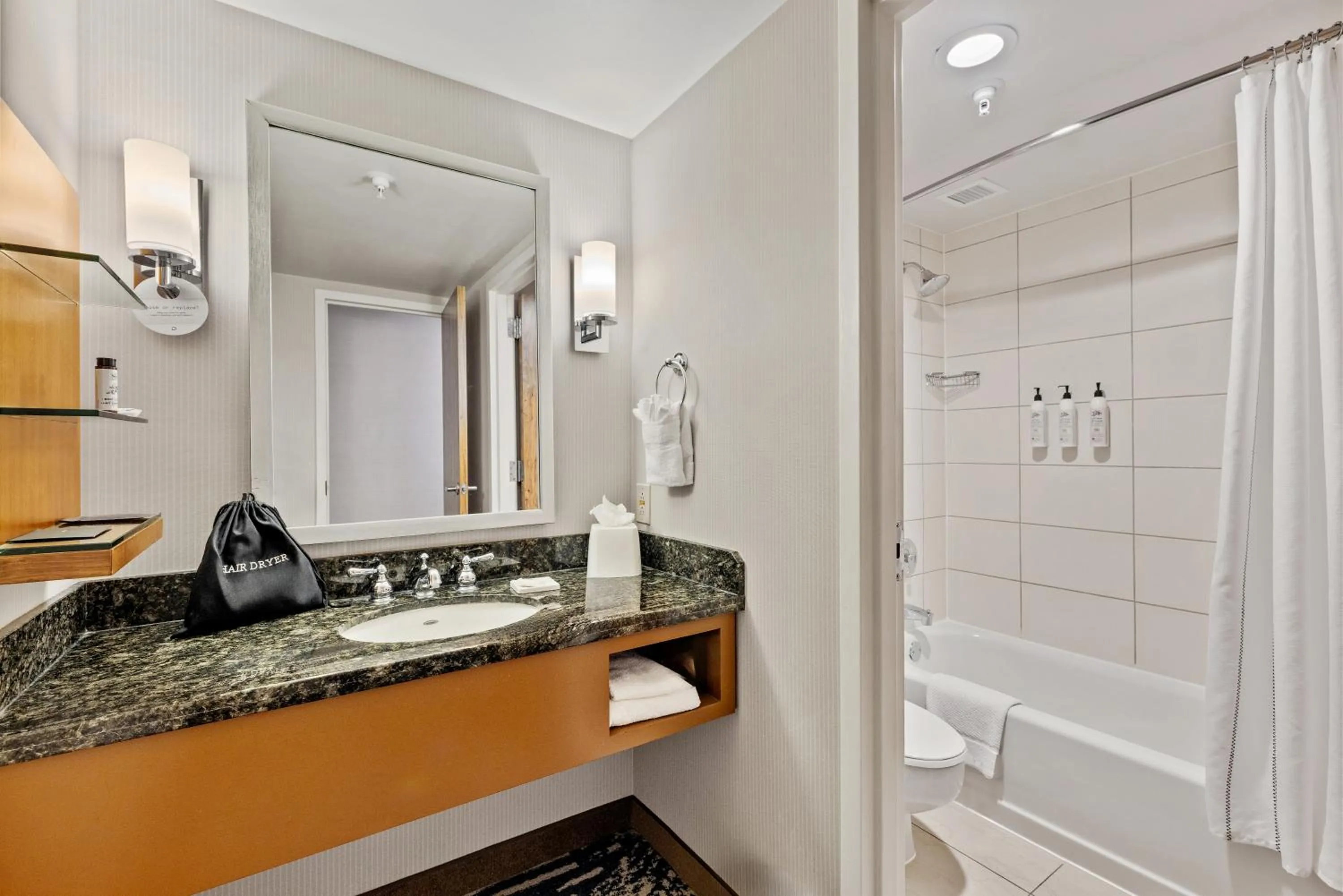 Bathroom in Delta Hotels by Marriott Mount Pleasant