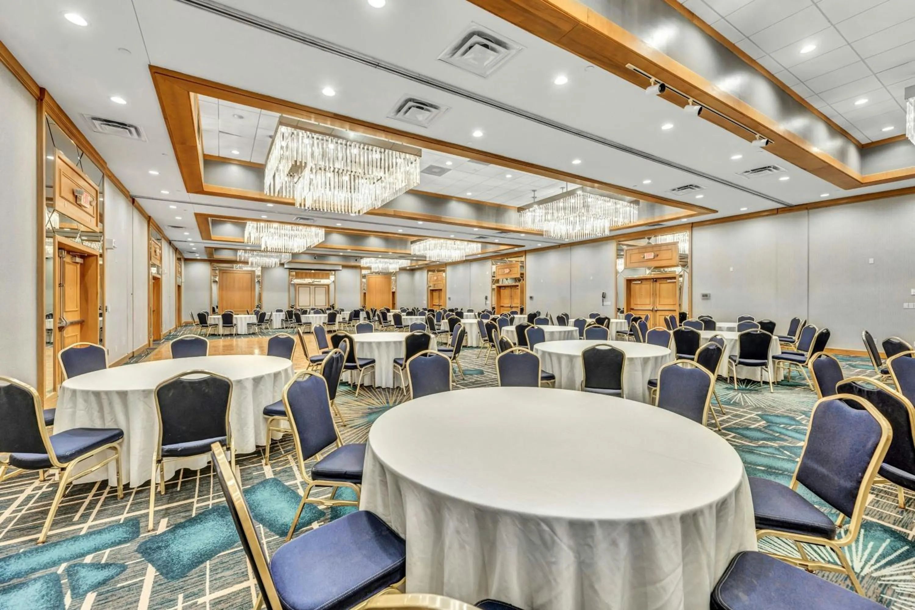 Meeting/conference room in Delta Hotels by Marriott Mount Pleasant