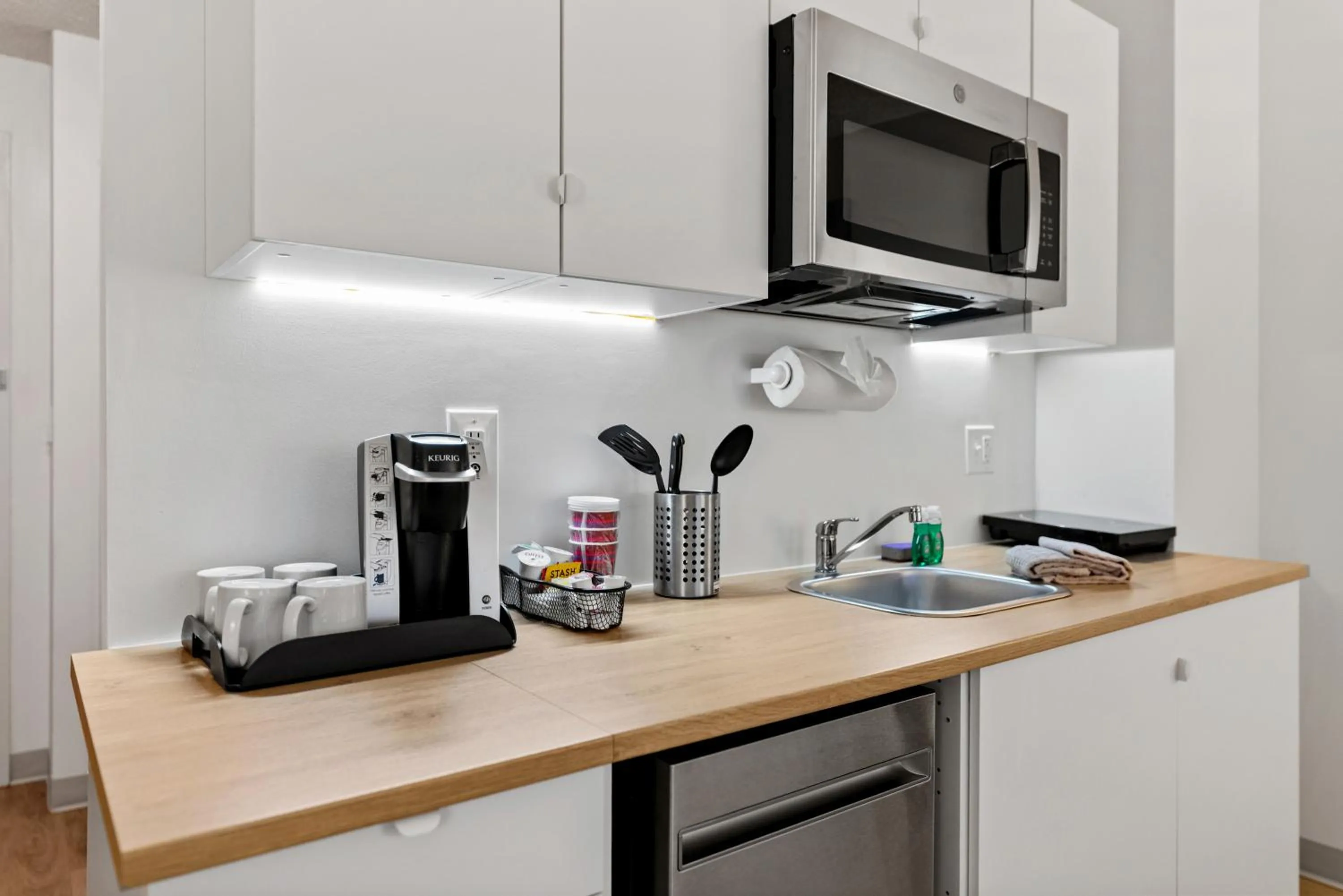 Kitchen or kitchenette in Delta Hotels by Marriott Mount Pleasant