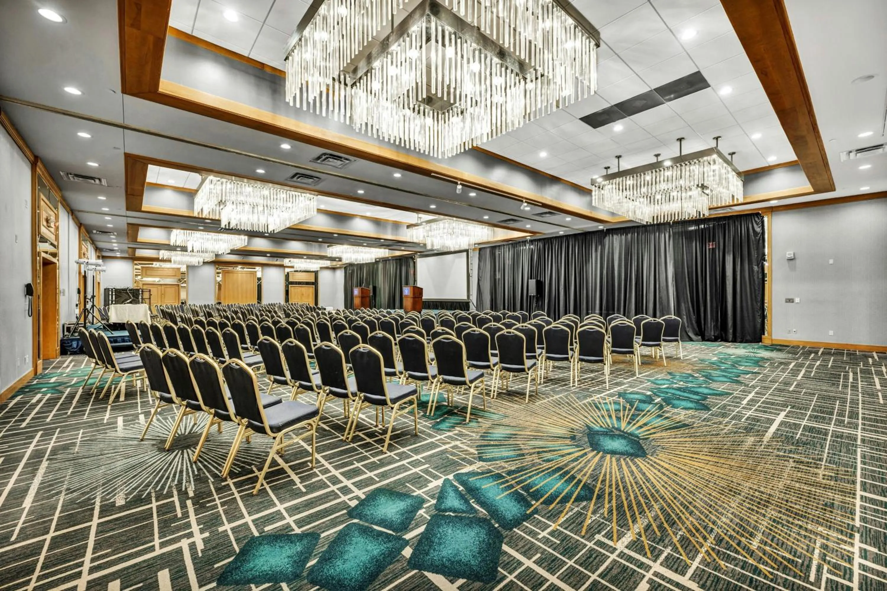 Meeting/conference room in Delta Hotels by Marriott Mount Pleasant