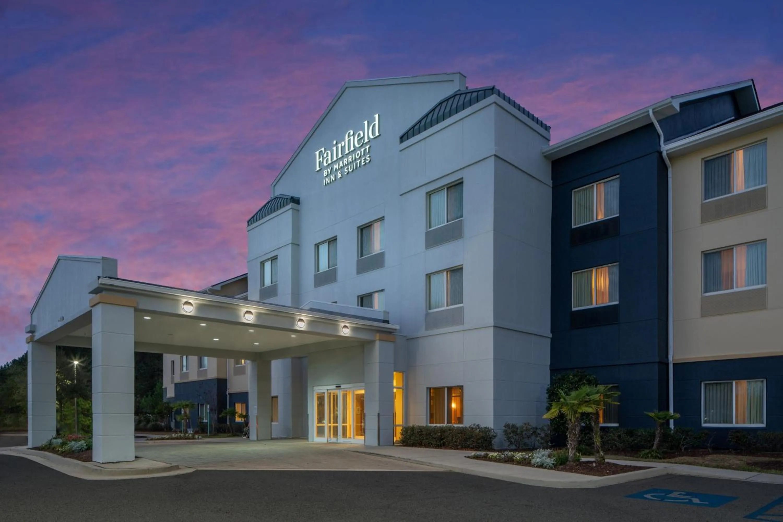Property building in Fairfield Inn & Suites by Marriott Mobile Daphne/Eastern Shore