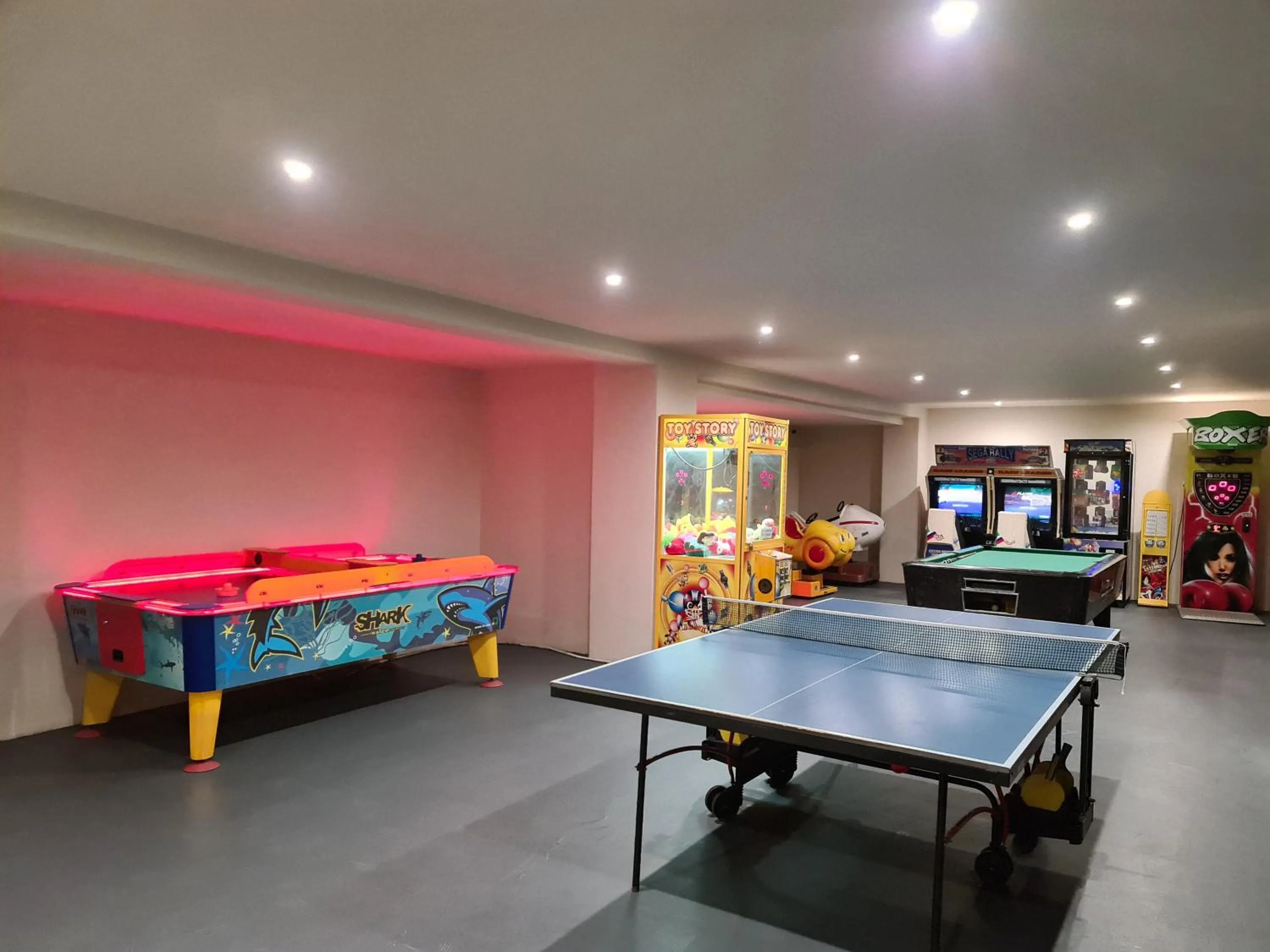 Activities in Nissiana Hotel & Bungalows