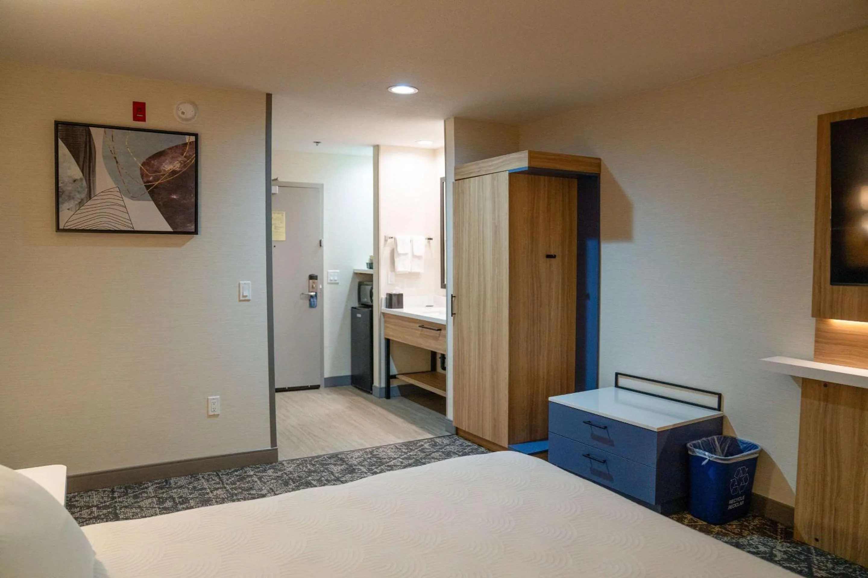 Bedroom, Bed in Fairfield Inn & Suites Modesto