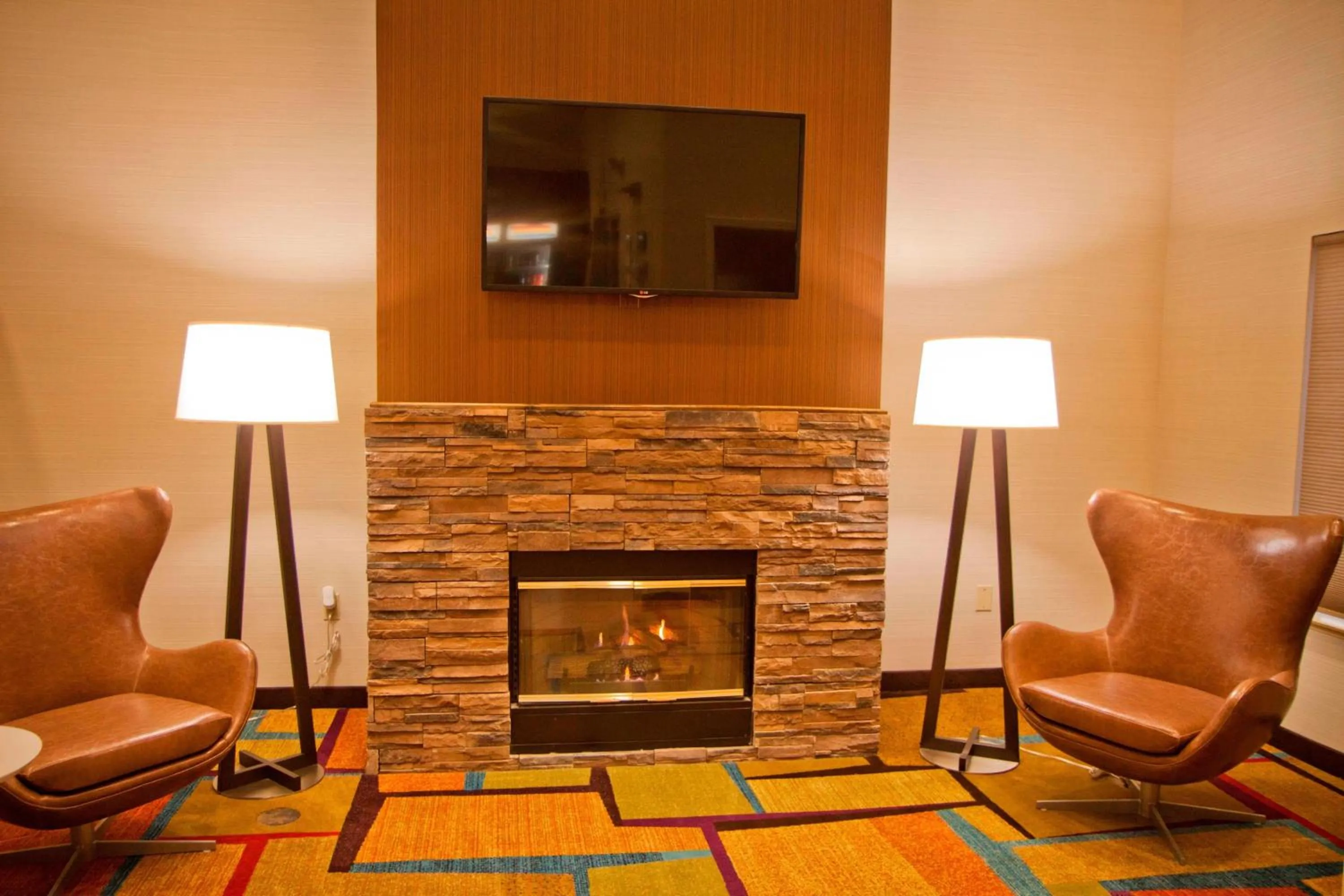 Lobby or reception in Fairfield Inn & Suites Modesto