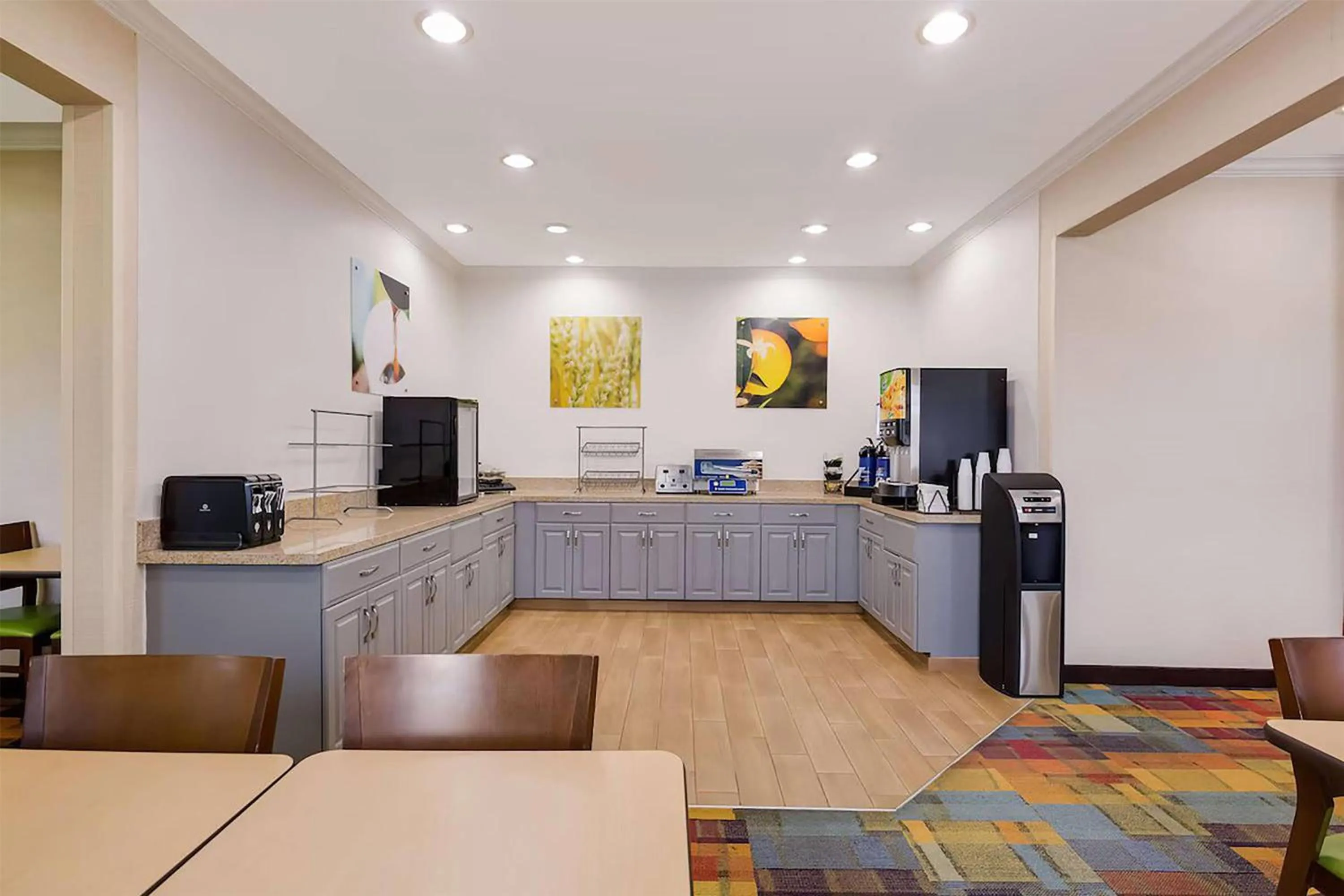 Breakfast in AmericInn by Wyndham Minot