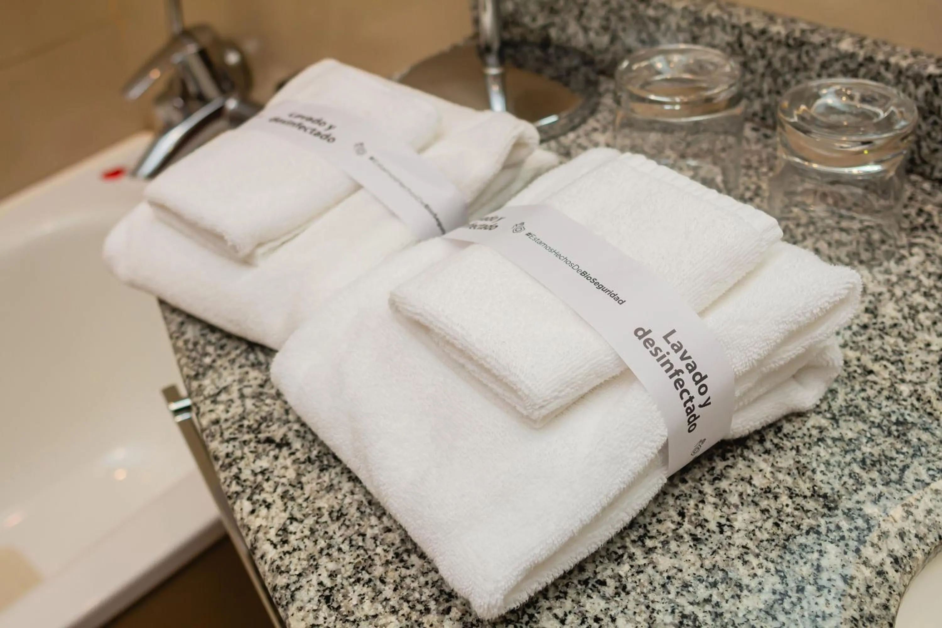 towels in Sonesta Hotel Osorno