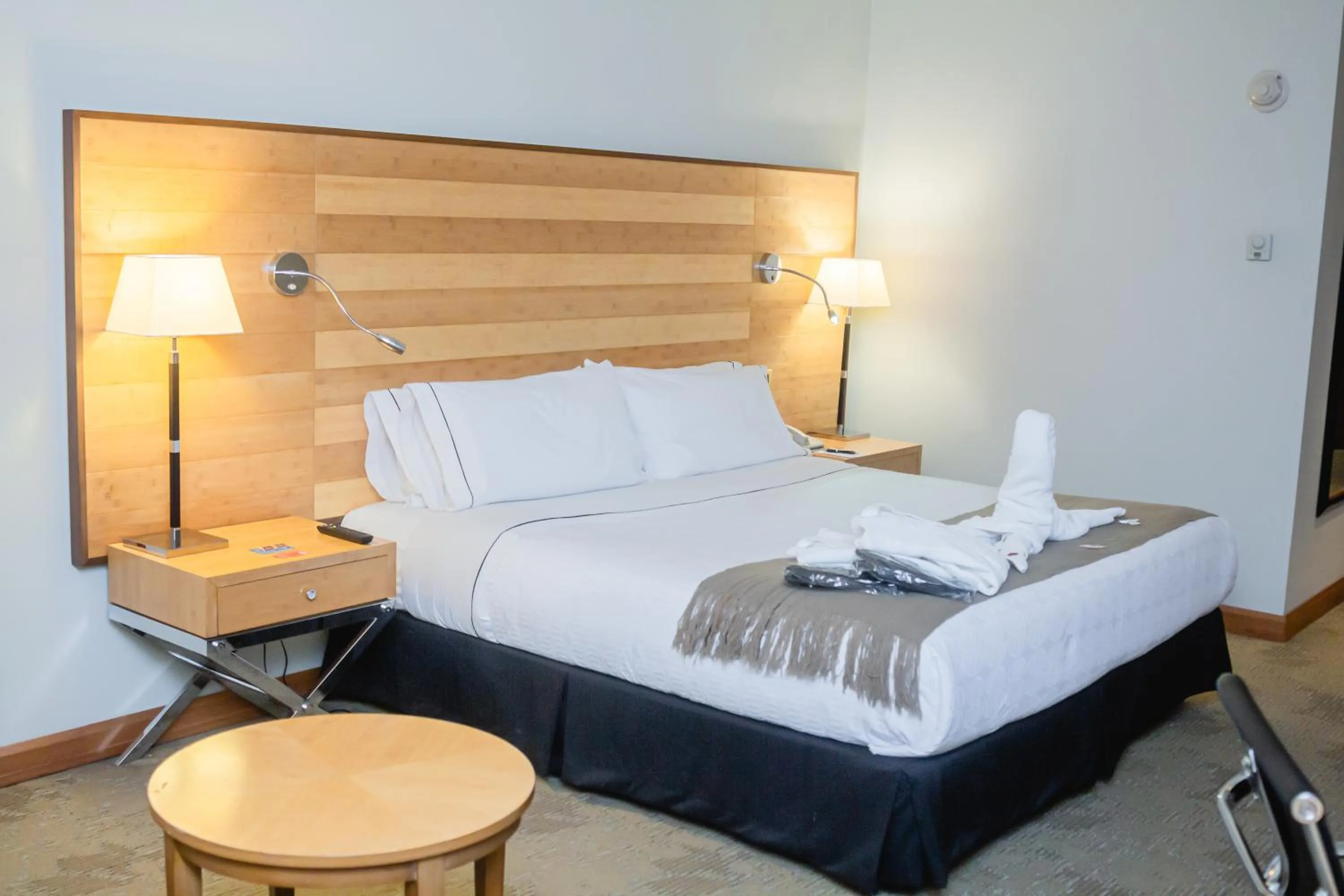 Bed in Sonesta Hotel Osorno