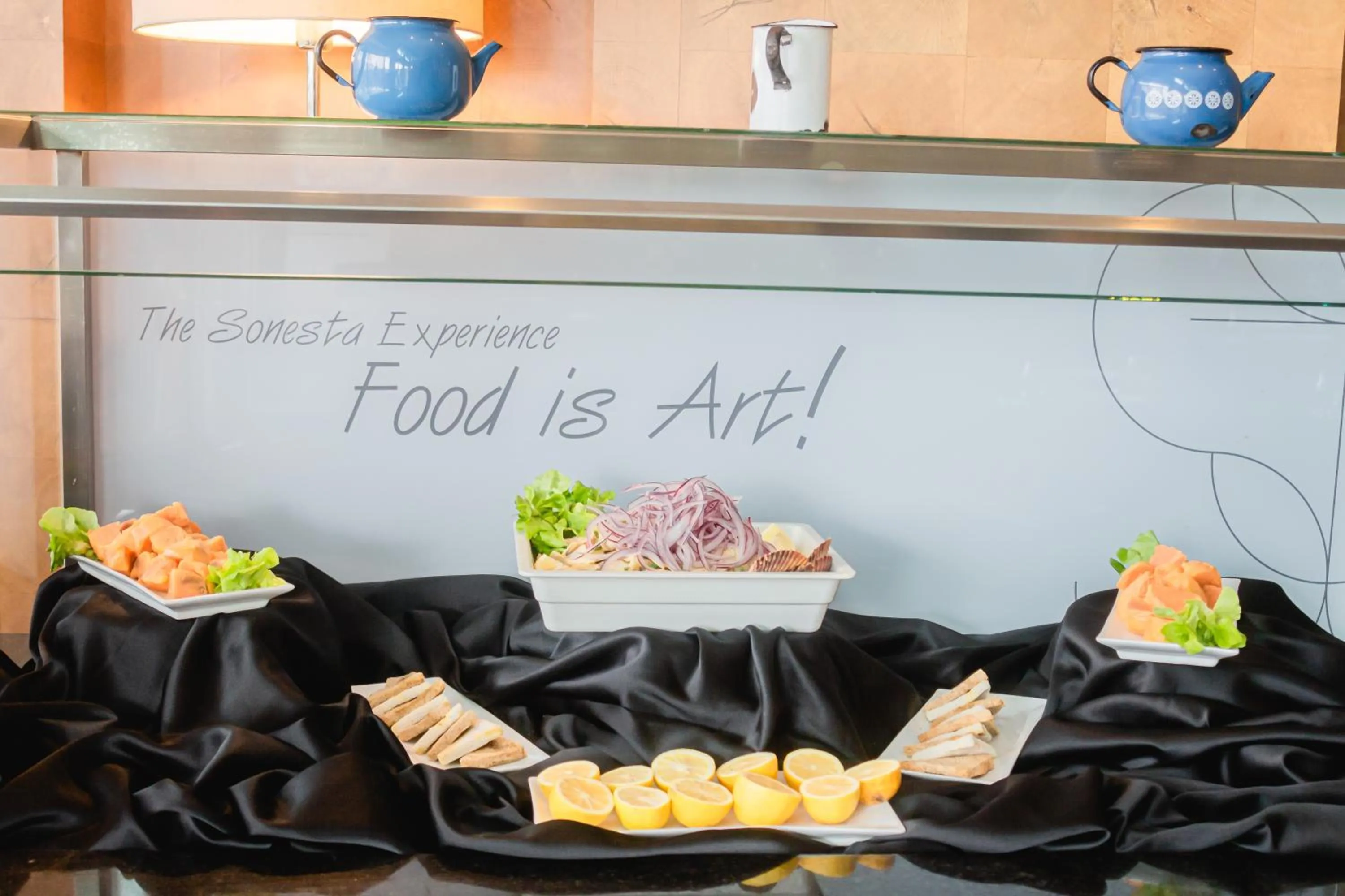 Restaurant/places to eat in Sonesta Hotel Osorno