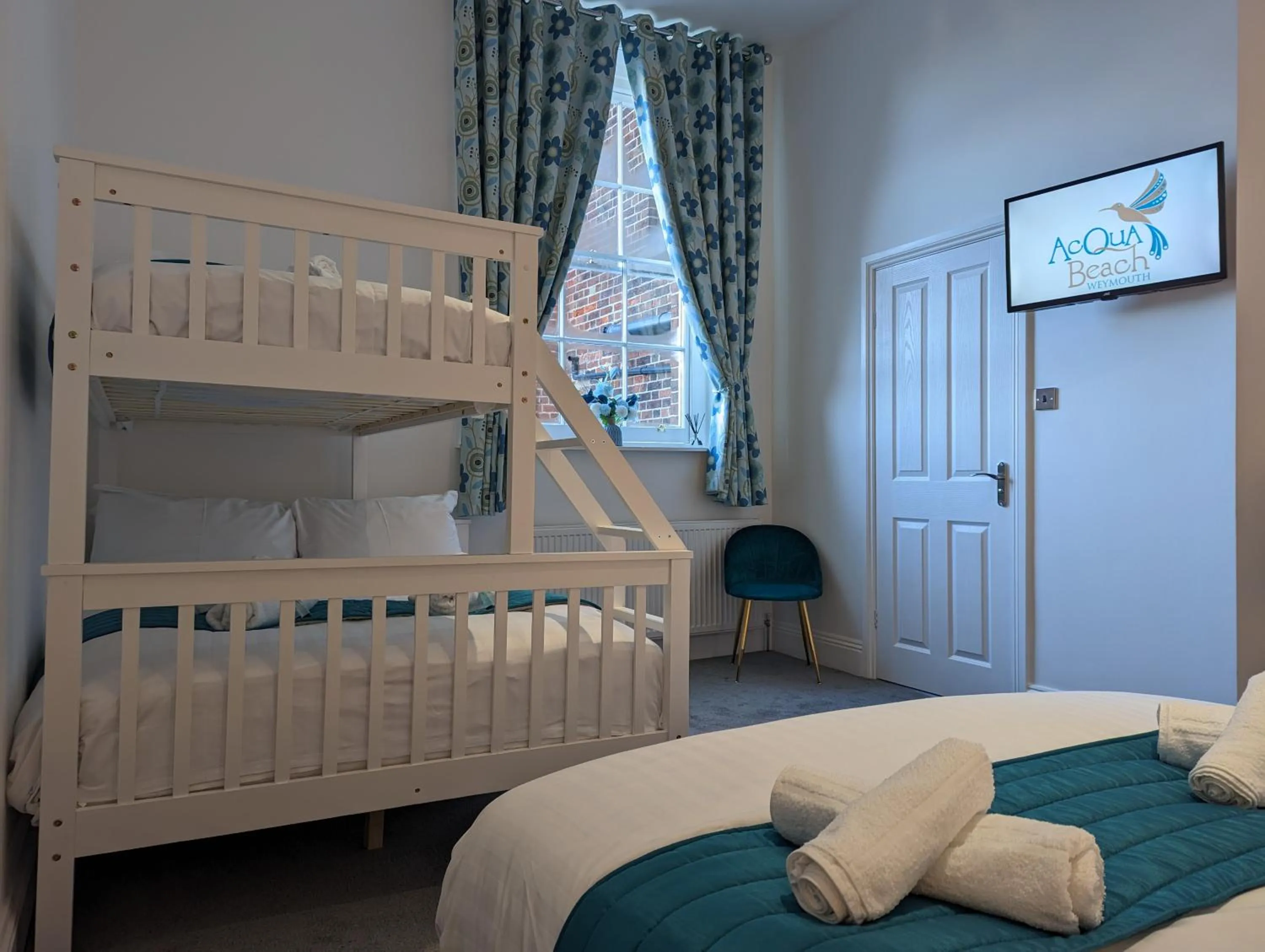 bunk bed, Bed in Acqua Beach Weymouth