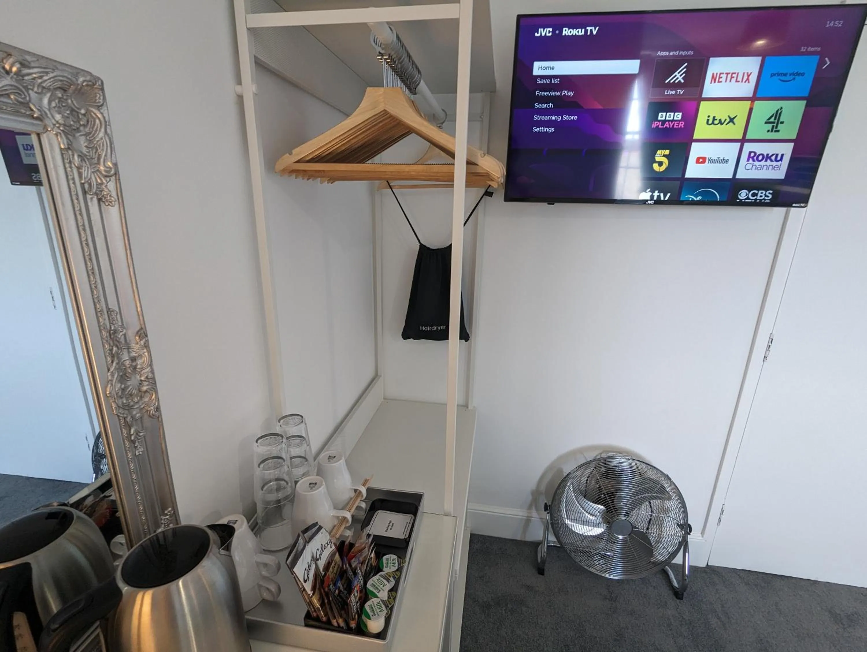 TV and multimedia in Acqua Beach Weymouth