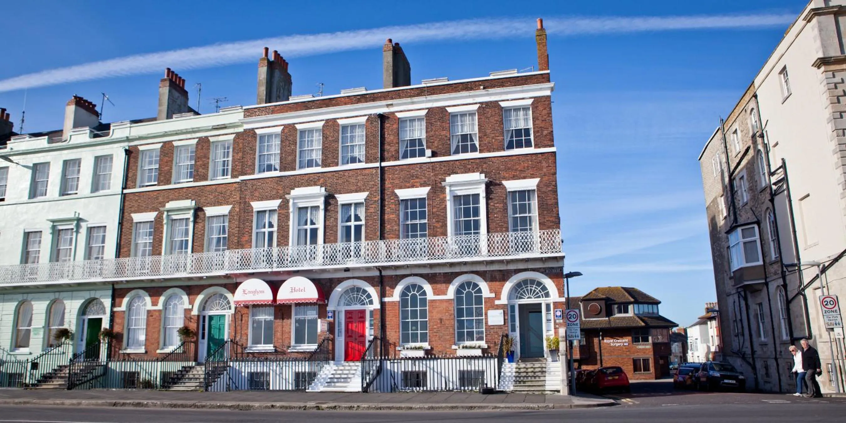 Property building in Acqua Beach Weymouth