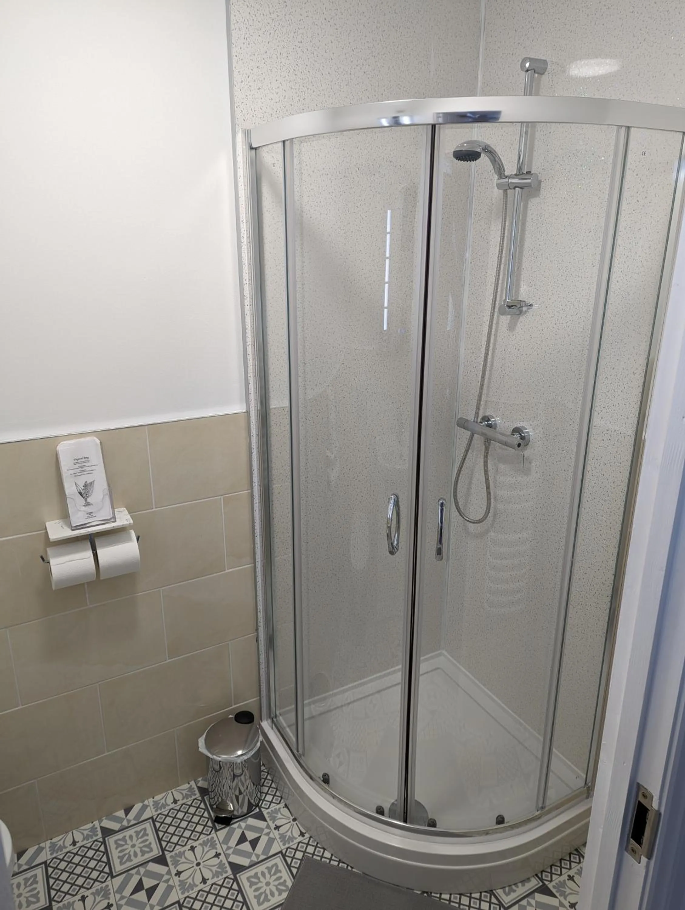 Shower in Acqua Beach Weymouth