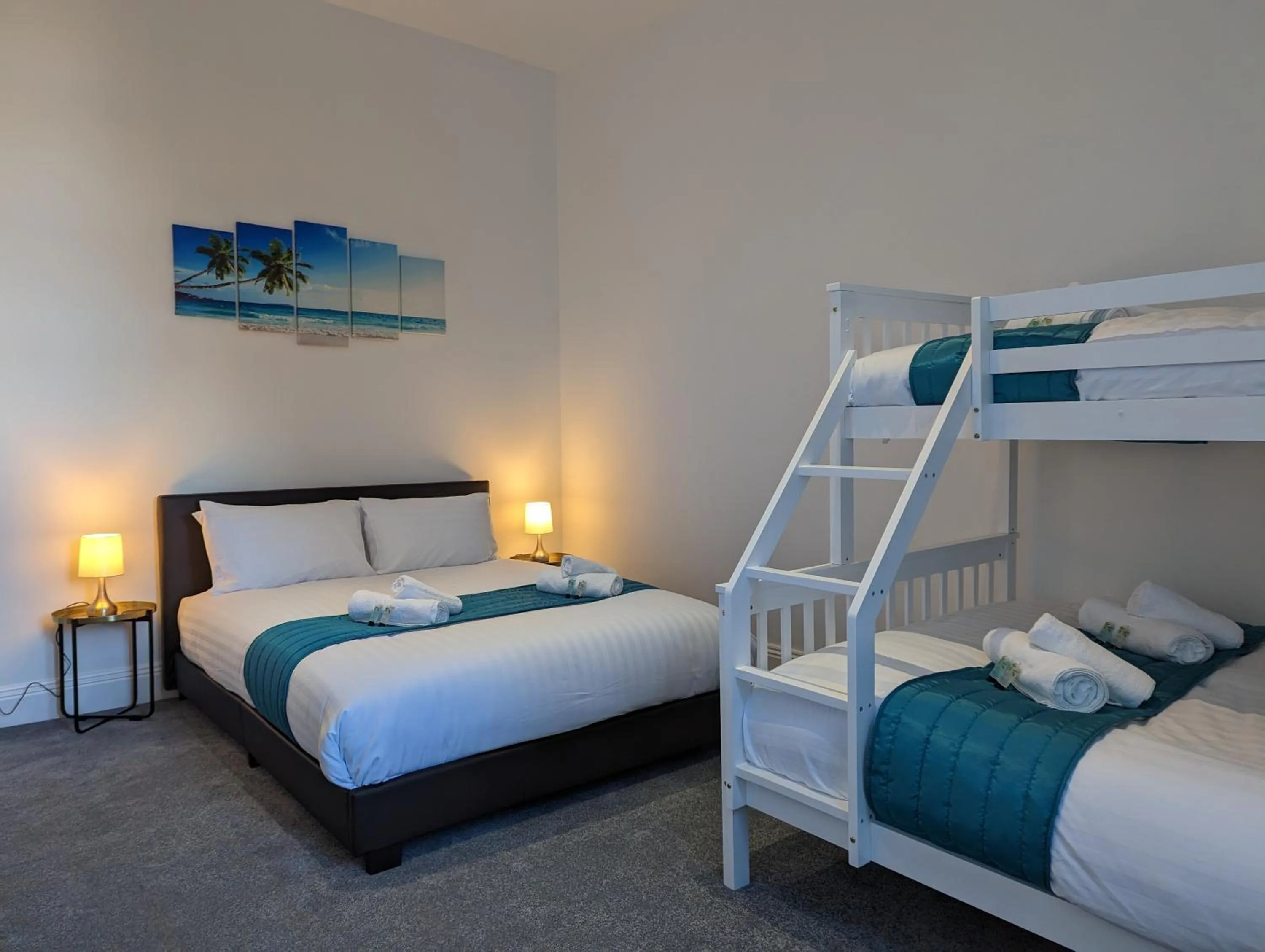 Bed in Acqua Beach Weymouth