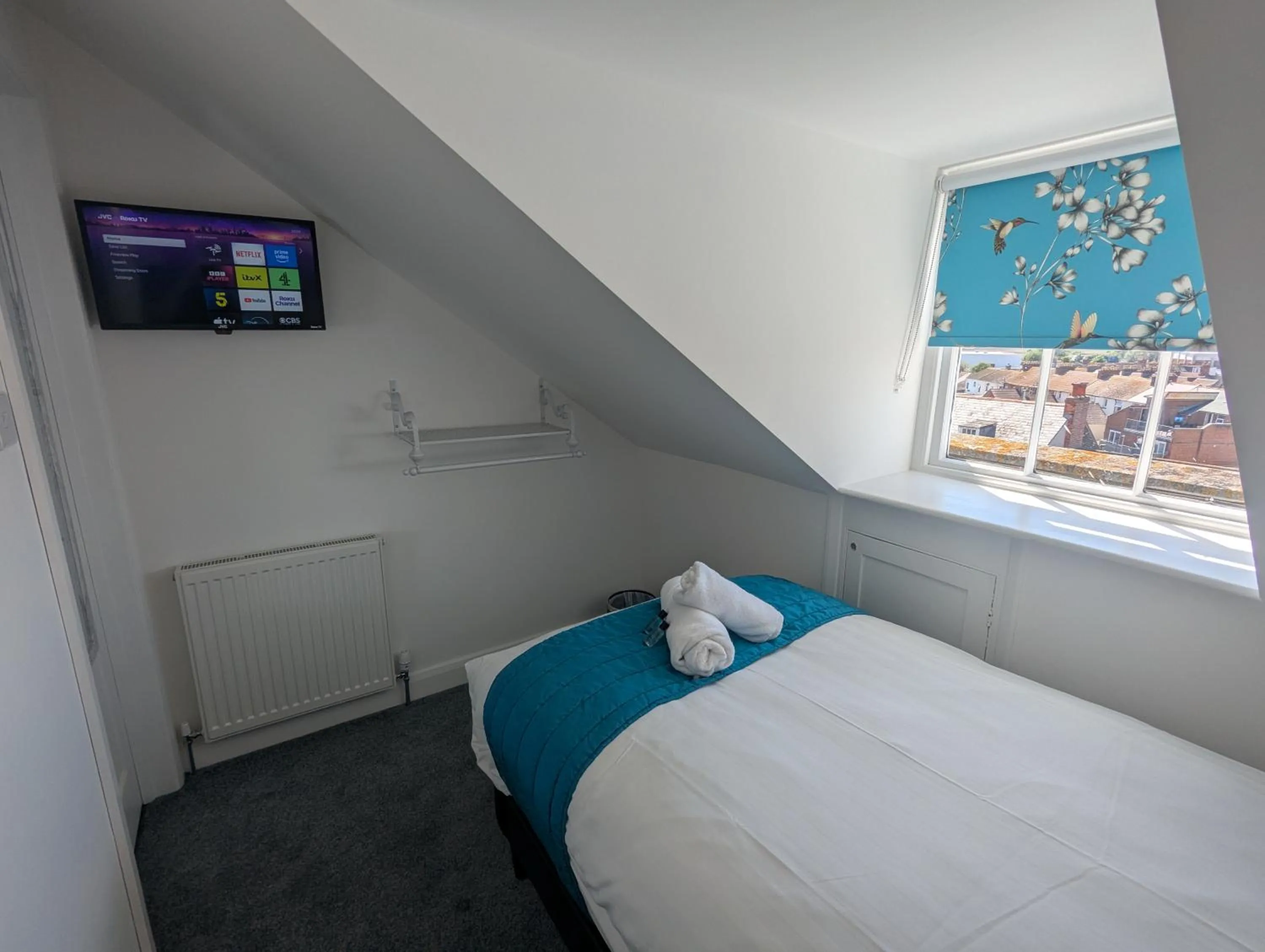 Bed in Acqua Beach Weymouth