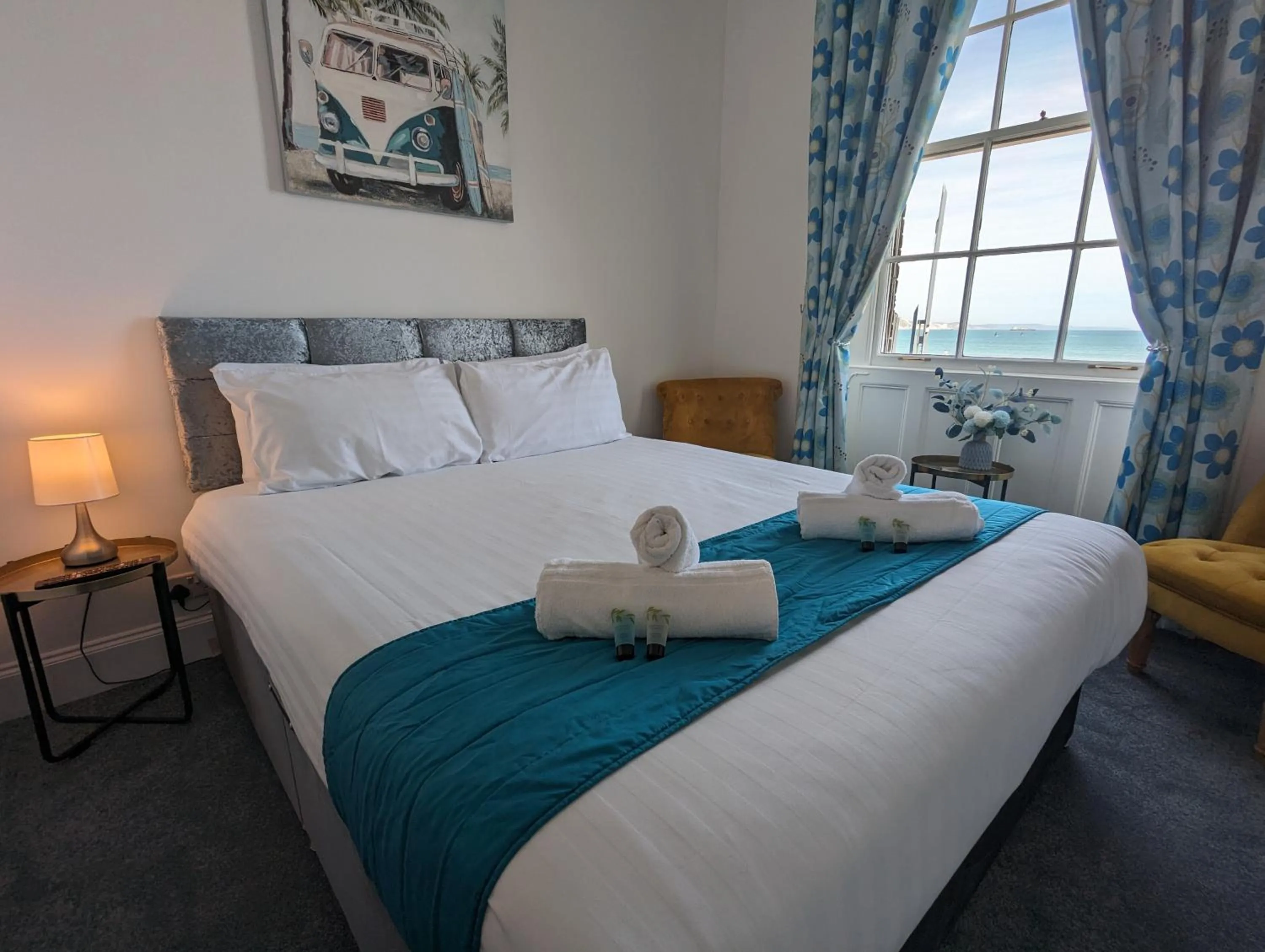 Bed in Acqua Beach Weymouth