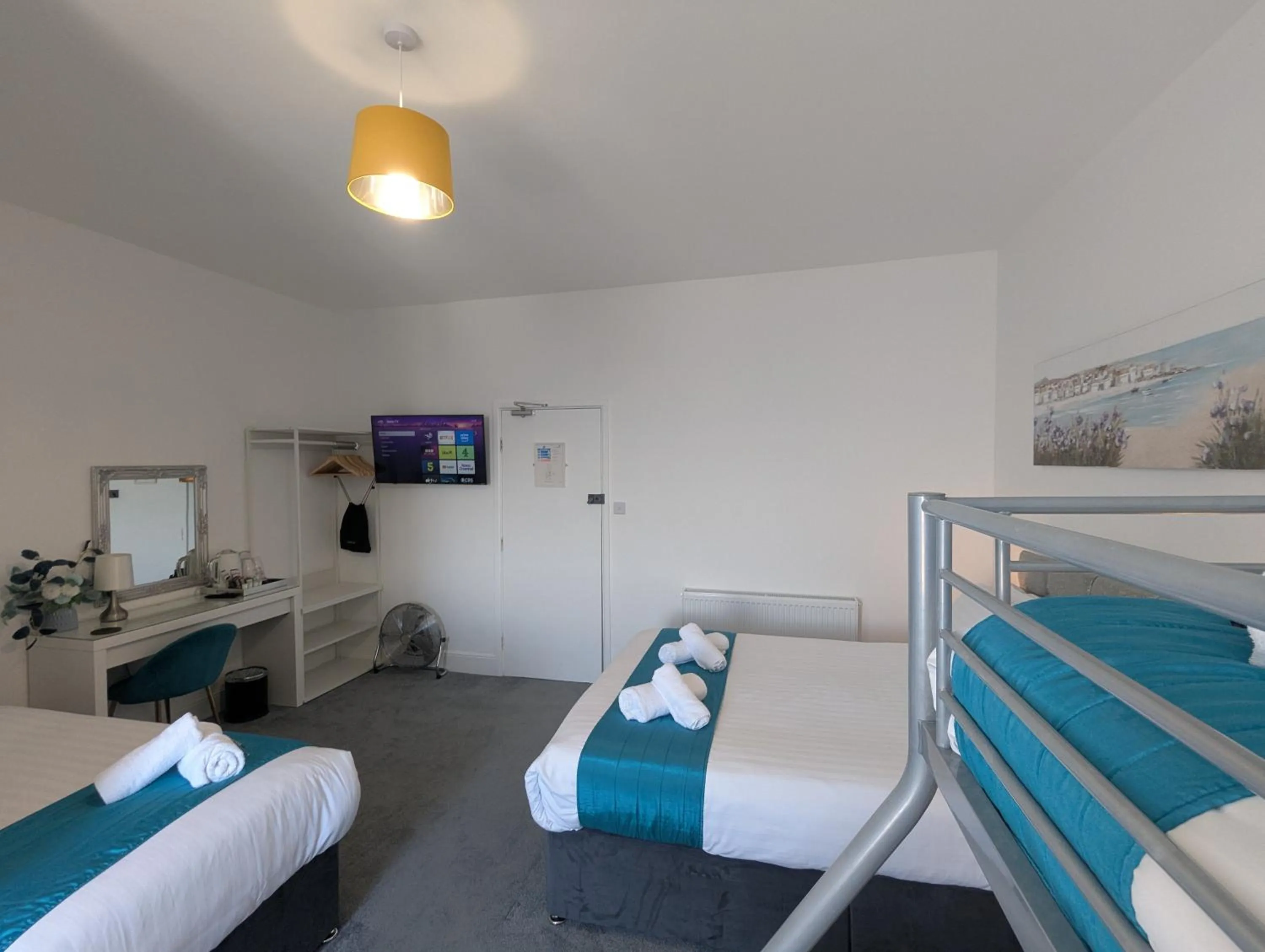 Bedroom, Bed in Acqua Beach Weymouth