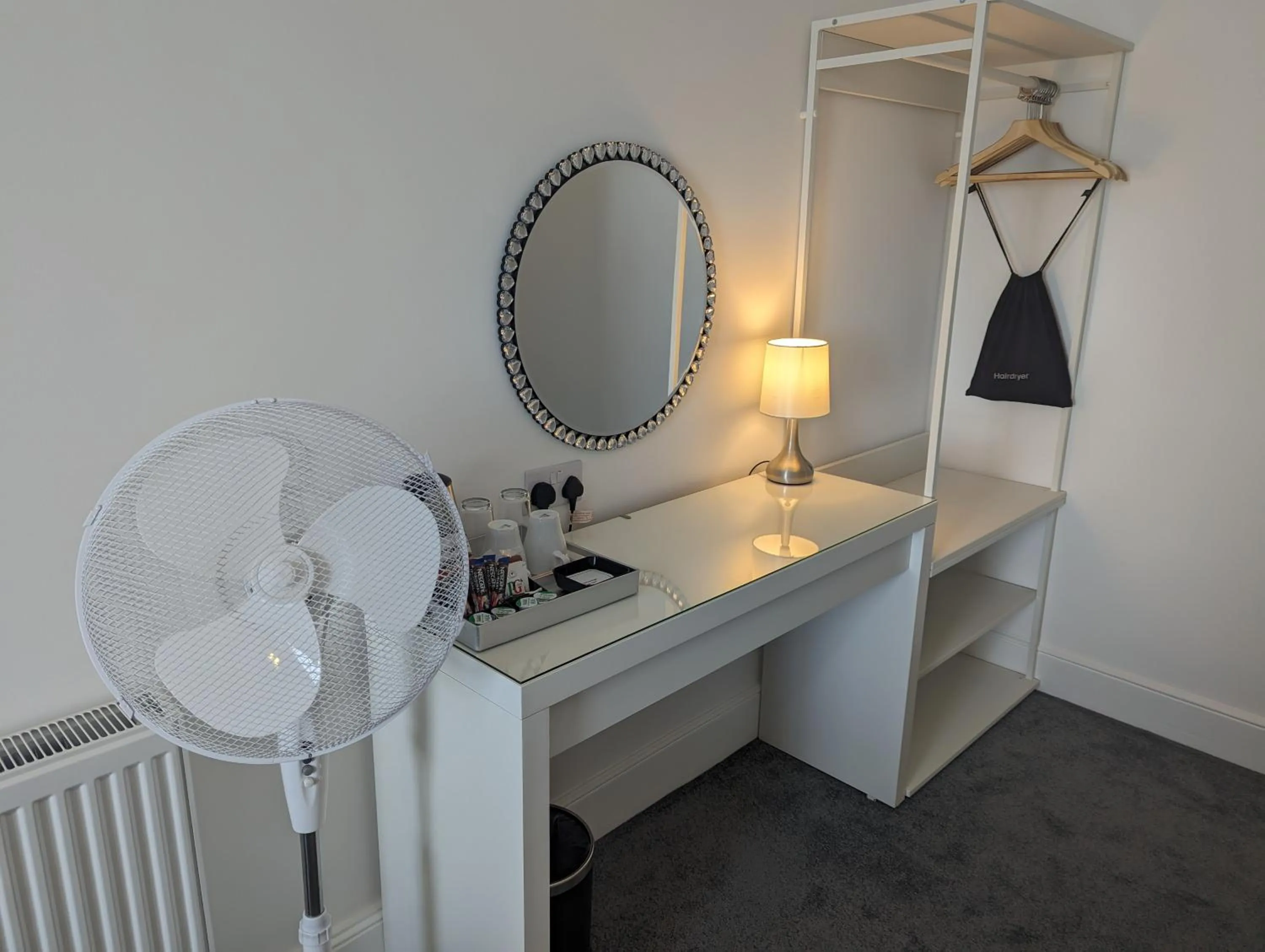 Coffee/tea facilities in Acqua Beach Weymouth