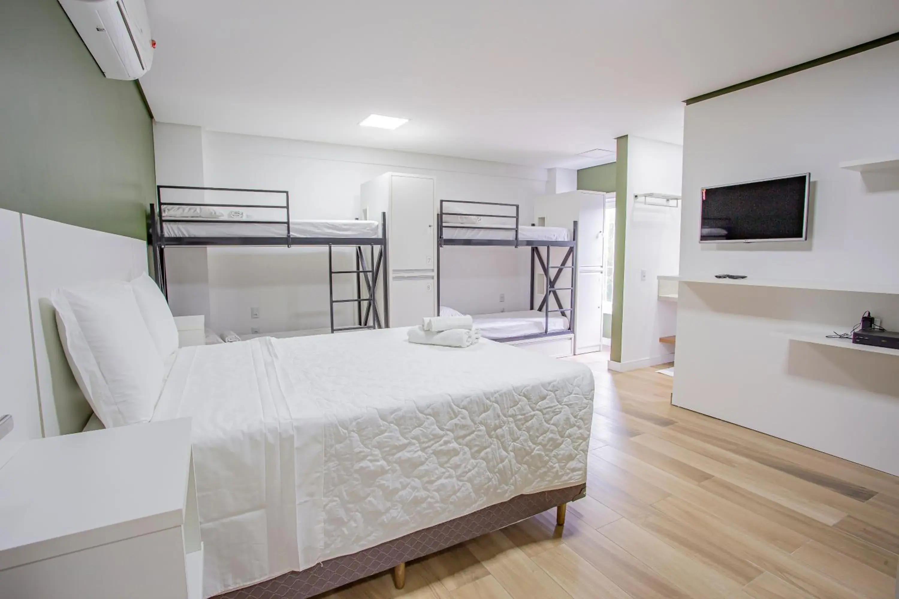 Family Room with Private Bathroom in Pousada Native Family Room with Private Bathroom in Pousada Native