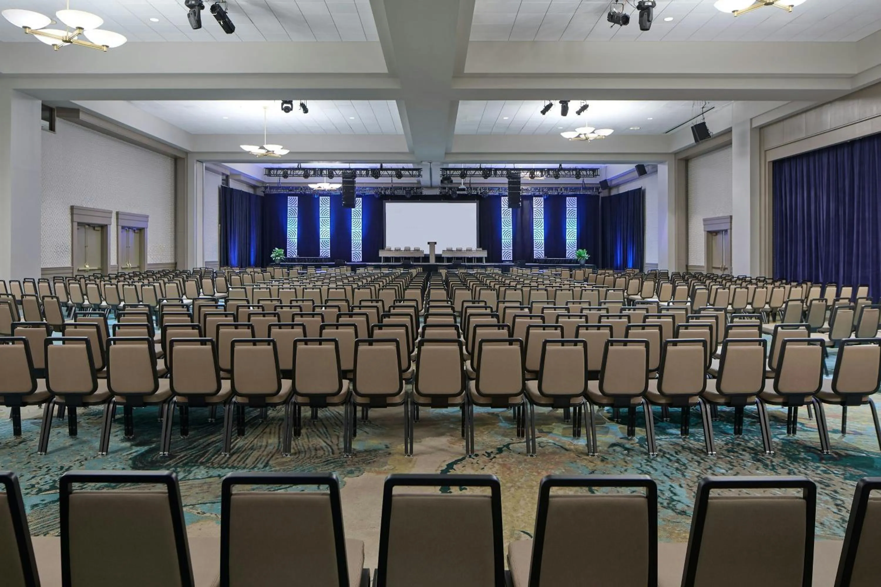 Meeting/conference room in Renaissance Shoals Resort & Spa