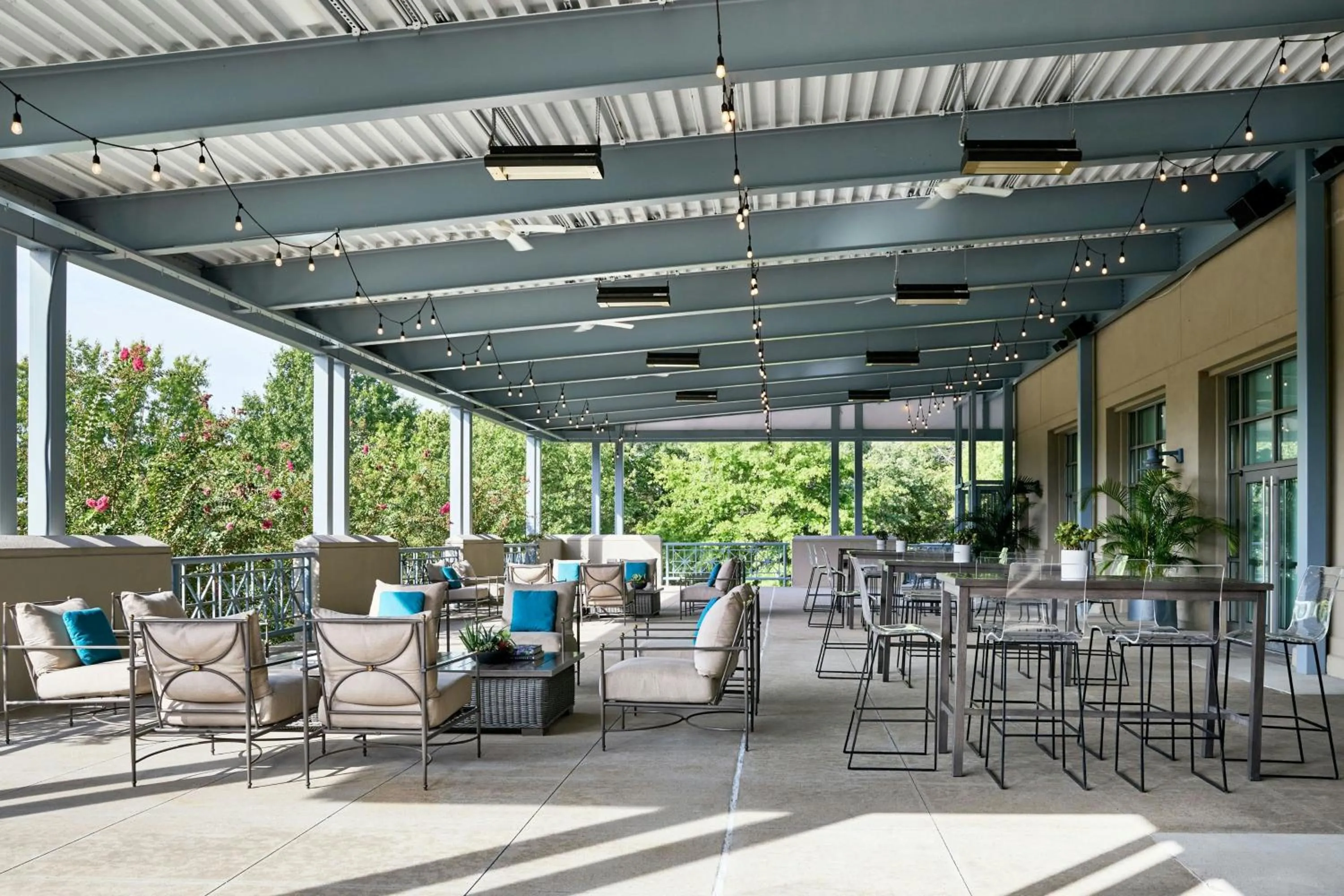 Meeting/conference room in Renaissance Shoals Resort & Spa