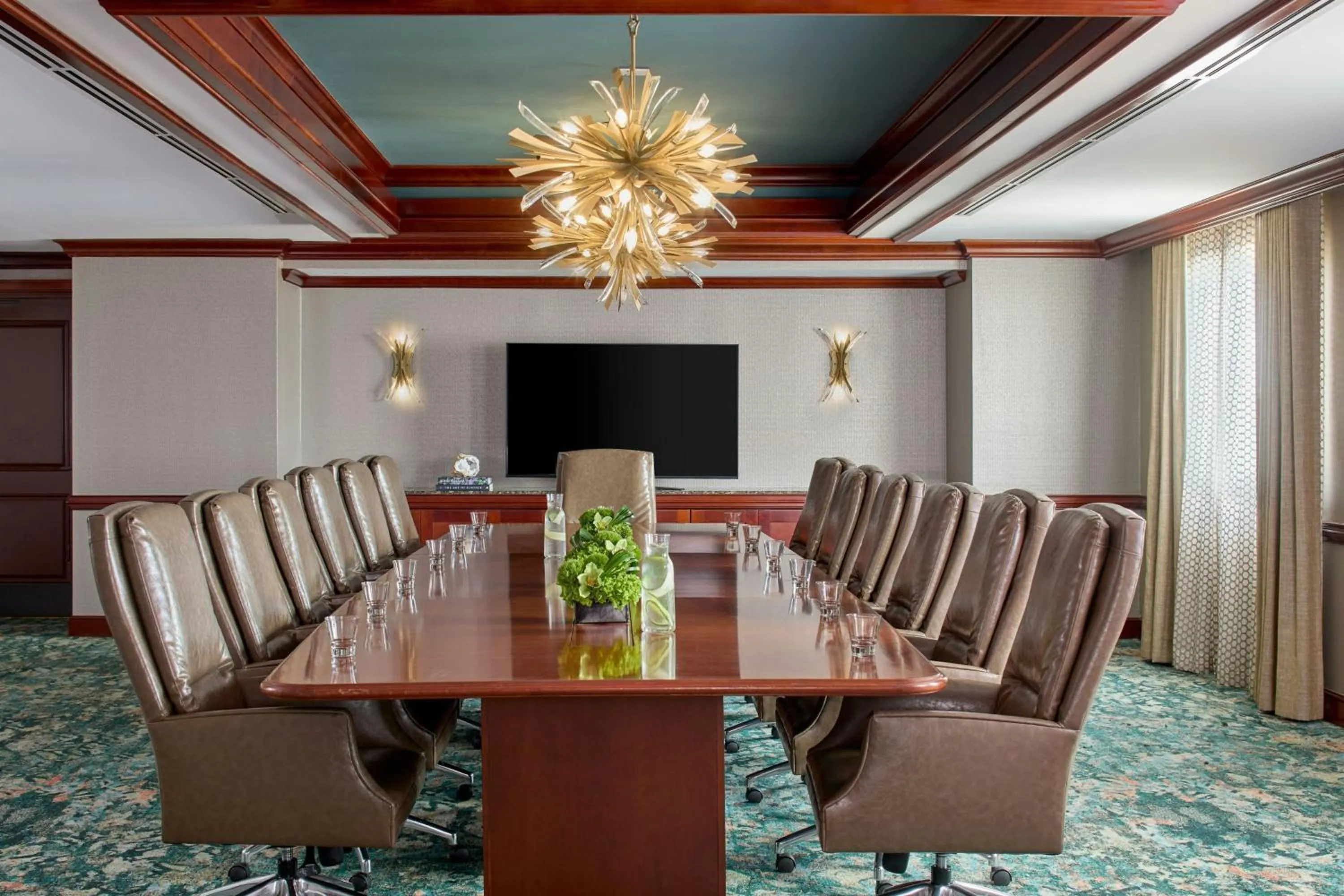Meeting/conference room in Renaissance Shoals Resort & Spa