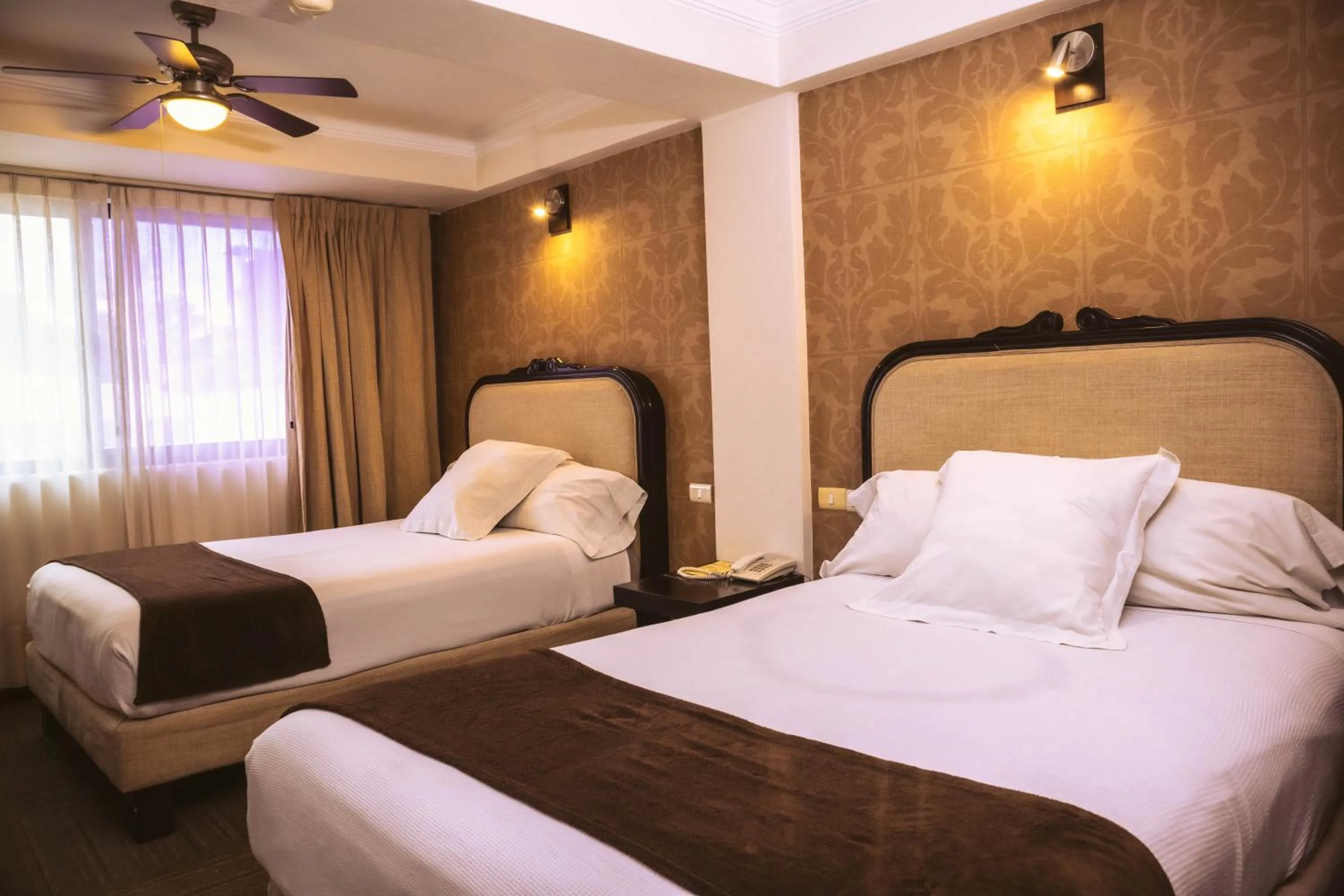 Photo of the whole room, Bed in Hotel Clara Luna