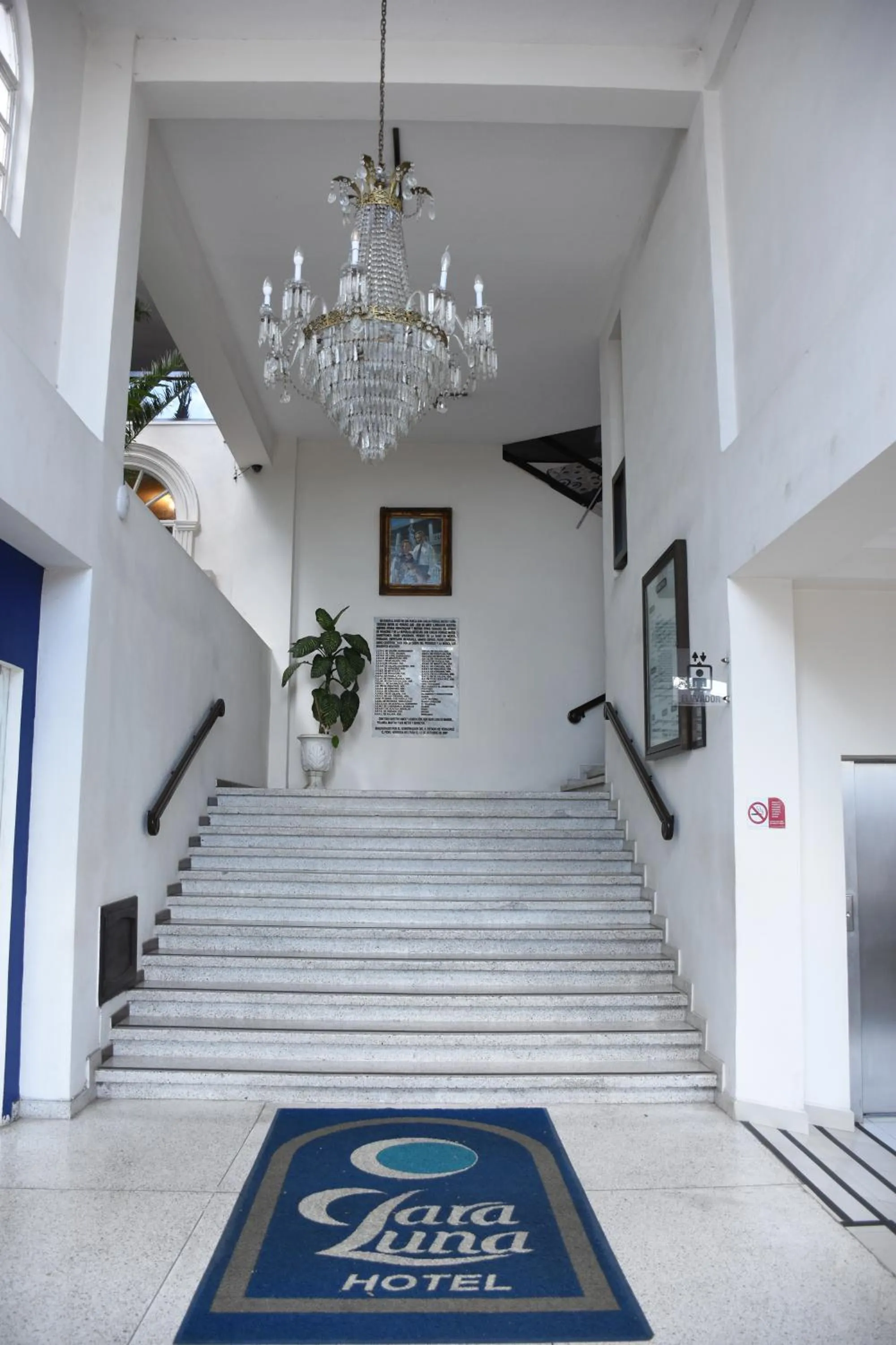 Facade/entrance in Hotel Clara Luna