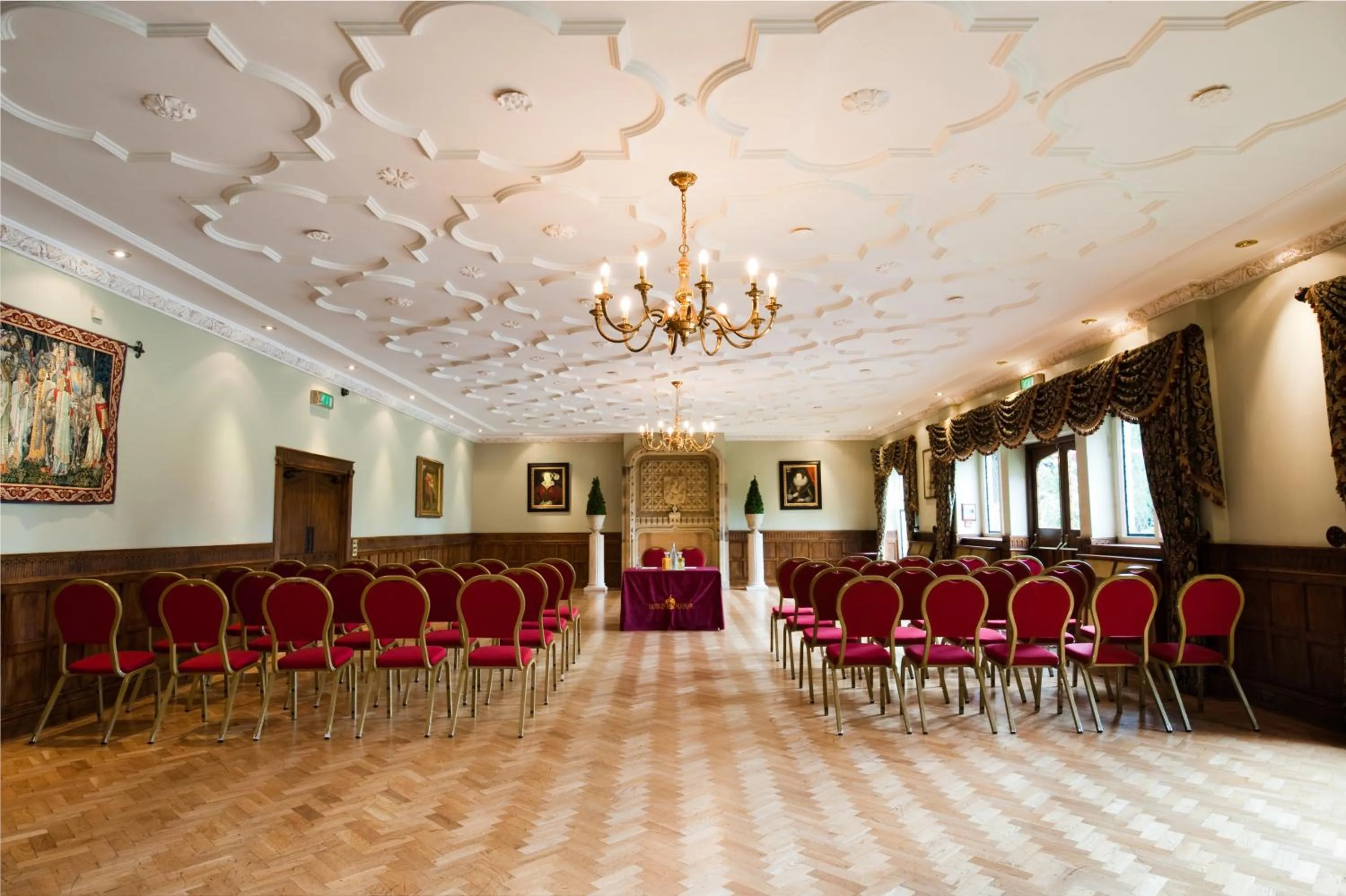 Business facilities in Miskin Manor Hotel