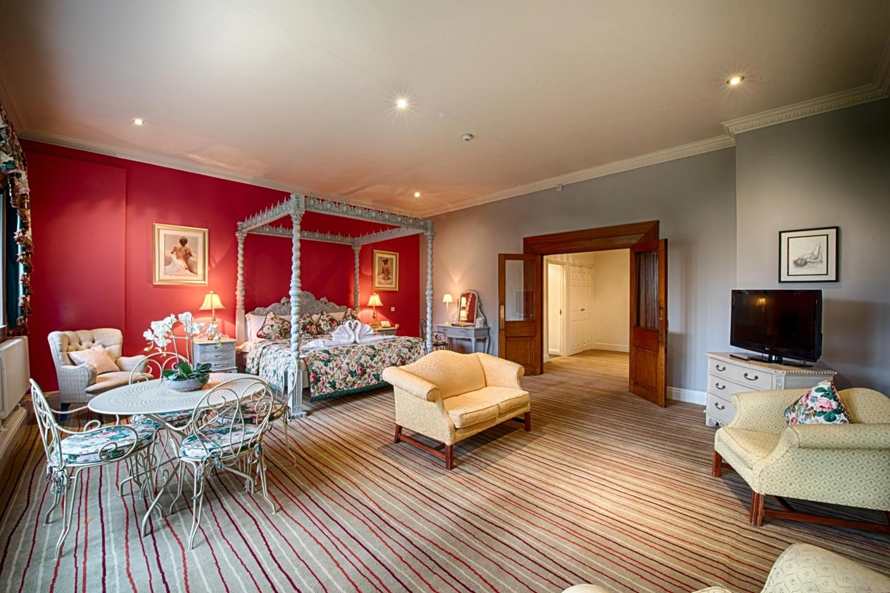 Property building in Miskin Manor Hotel