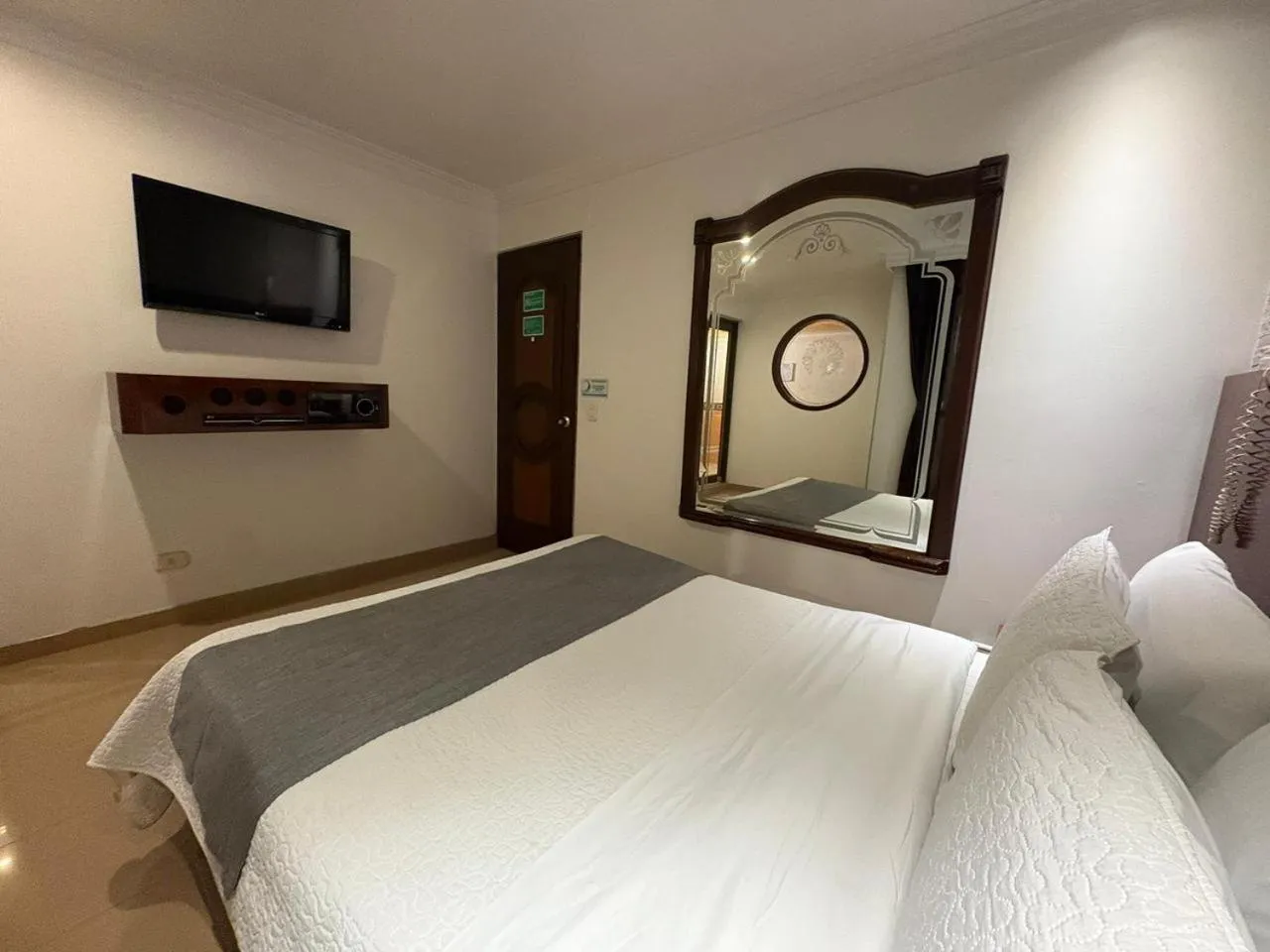 Bed in Lavid Hotel Palacio Real