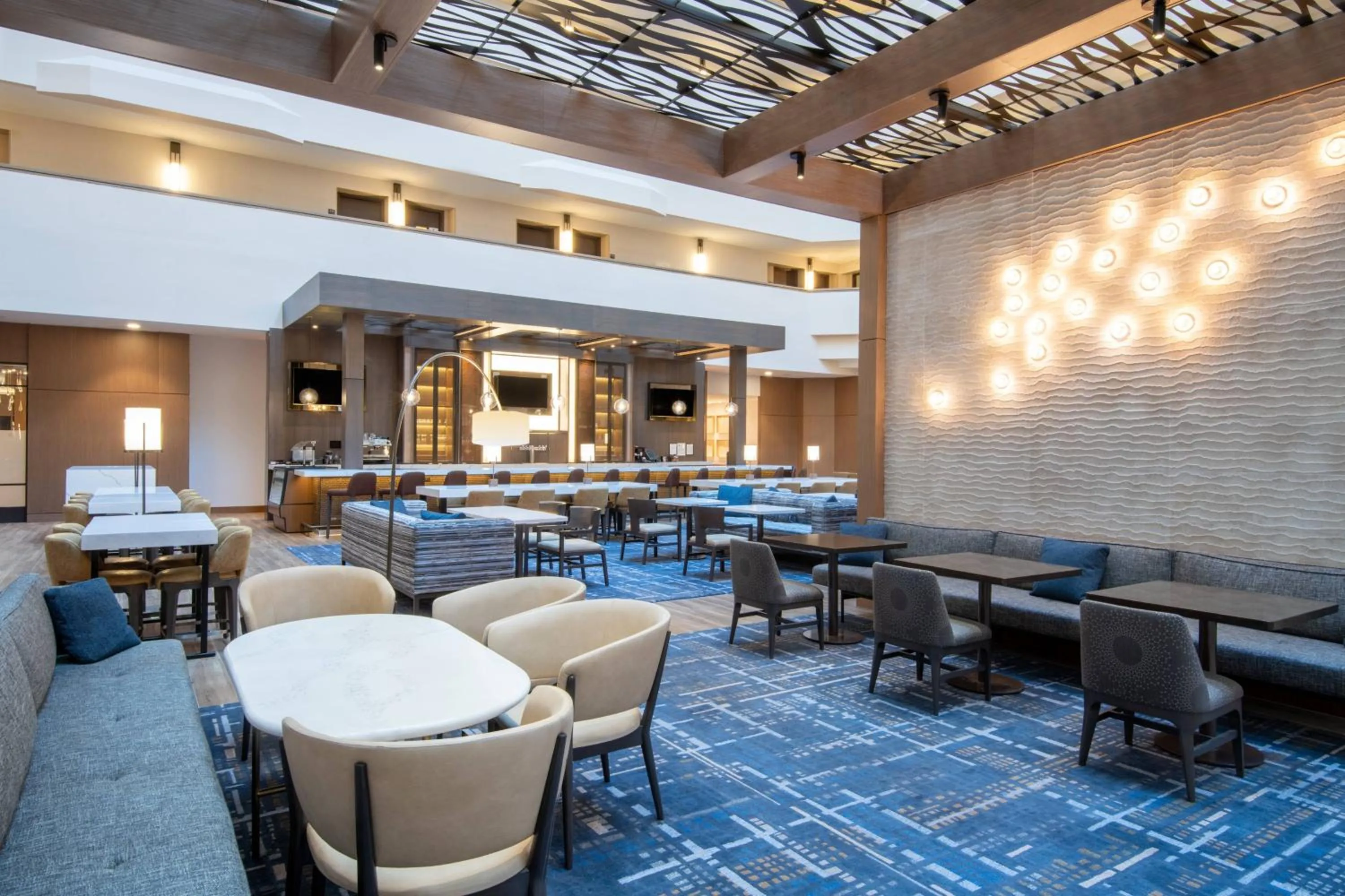 Restaurant/places to eat in Madison Marriott West